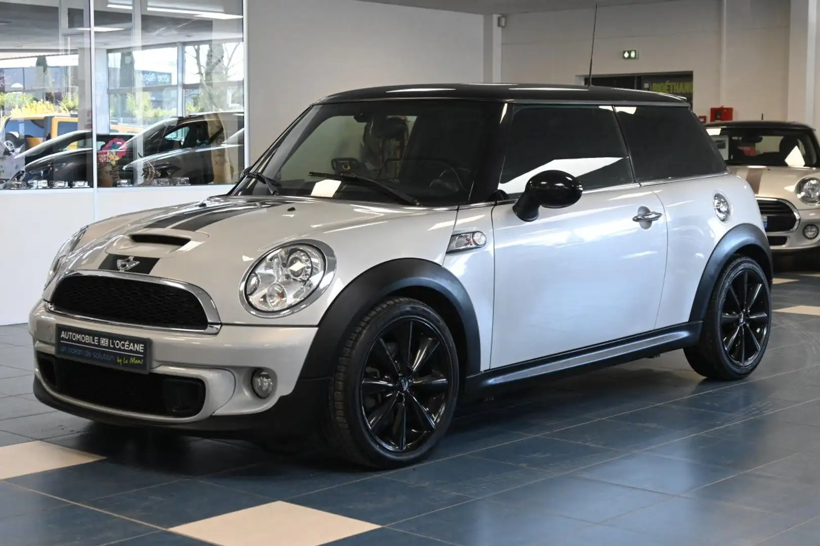 MINI One HATCH R56 184 ch Cooper S A Gris - 1