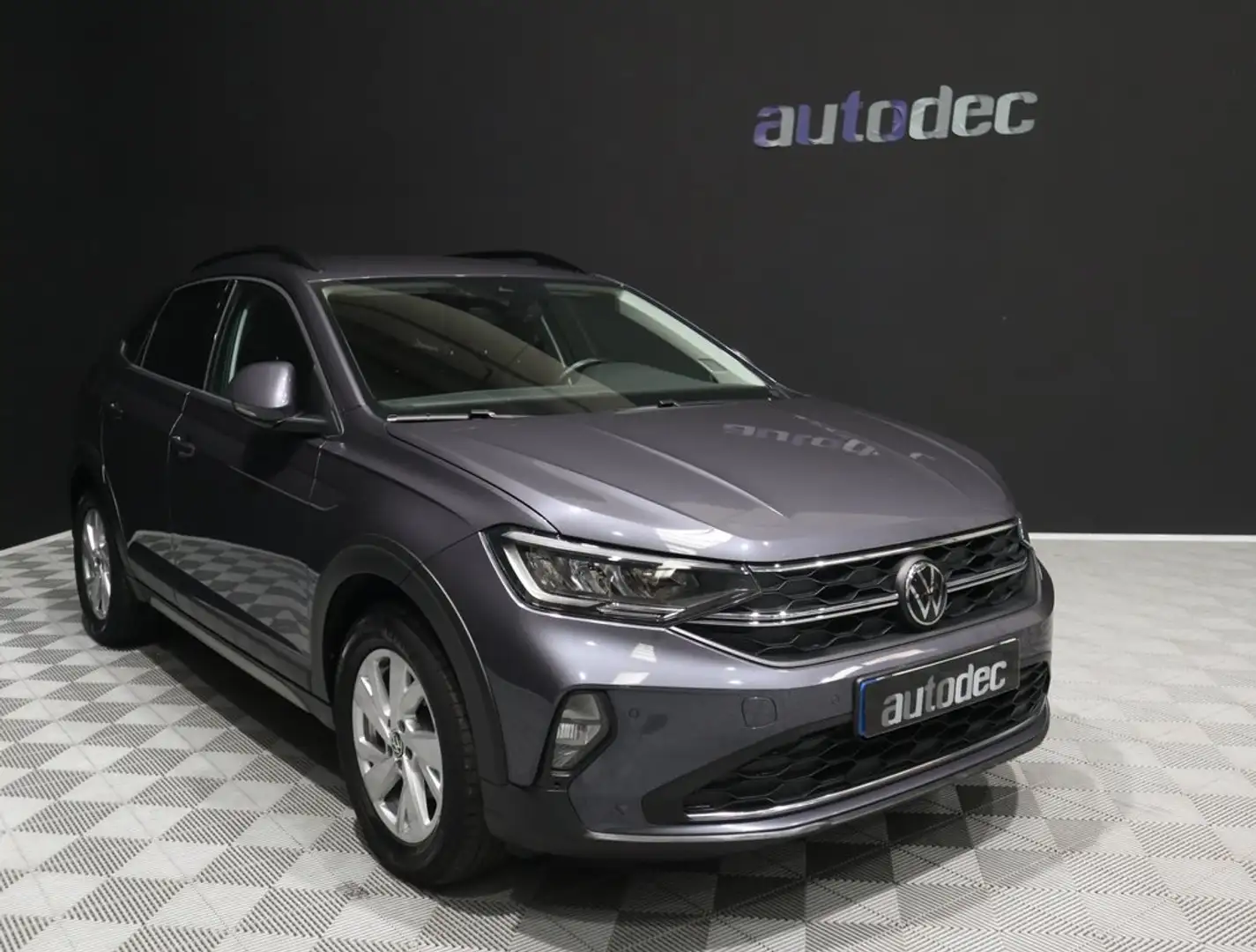 Volkswagen Taigo 1.0 TSI R-Line DSG 81kW Azul - 2