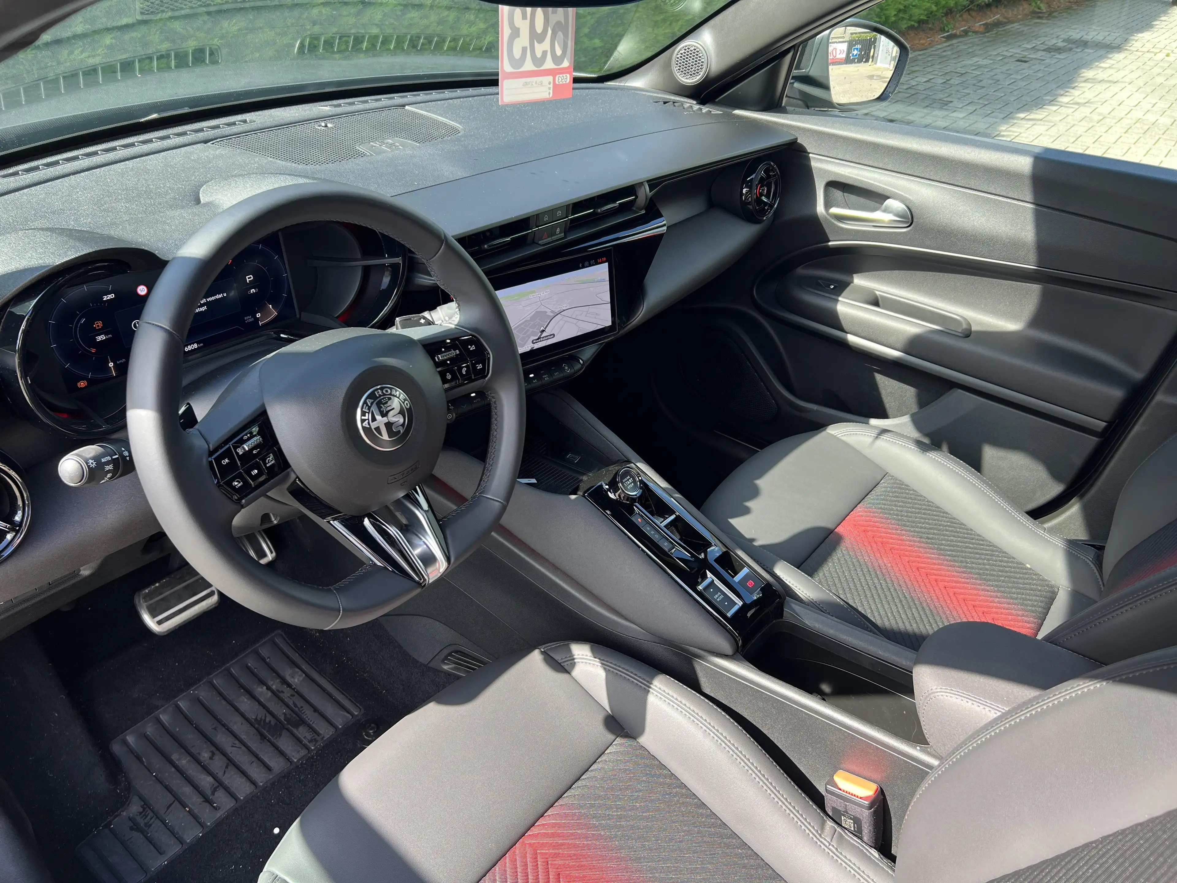 Alfa Romeo Junior Ibrida Q4 — photo 10