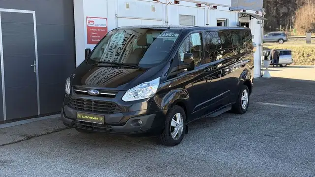 Ford Transit Custom 300 L2 Turneo Titanium