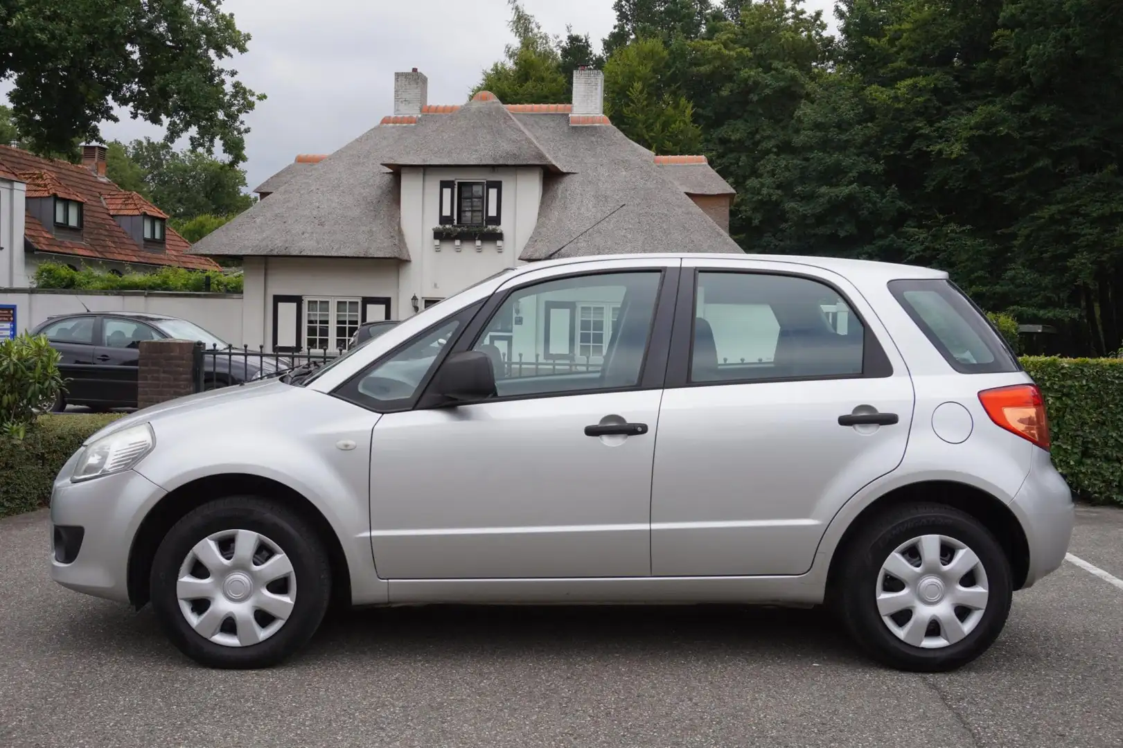 Suzuki SX4 1.5 Base Сірий - 2