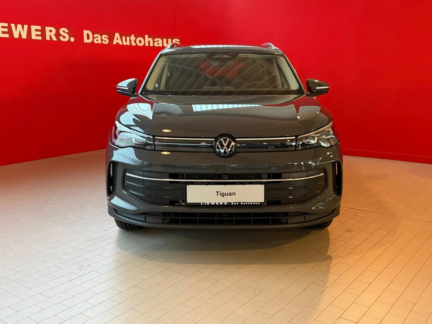 Volkswagen Tiguan Friends eHybrid DSG 150 kW Grau - 2
