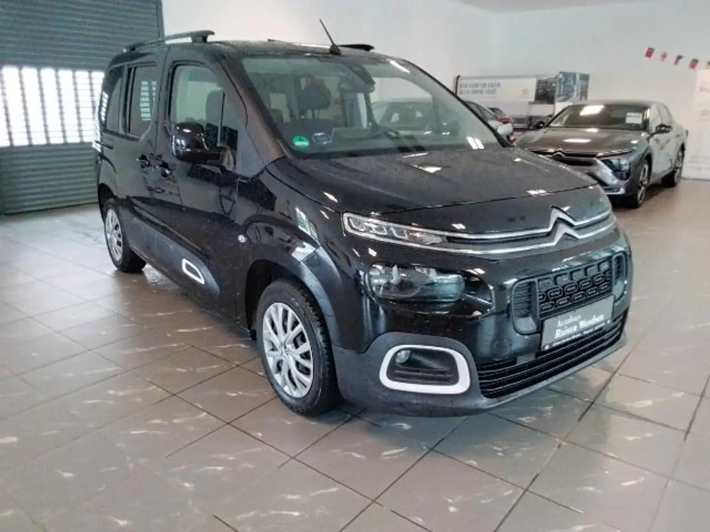 Citroen Berlingo M PureTech 110 FEEL Grau - 2