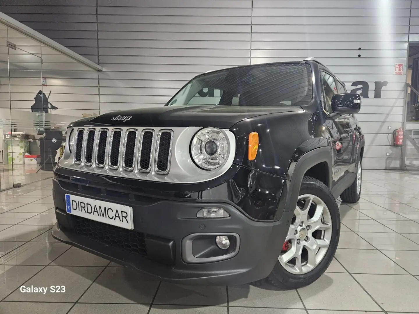 Jeep Renegade 1.6Mjt Longitude 4x2 Schwarz - 1