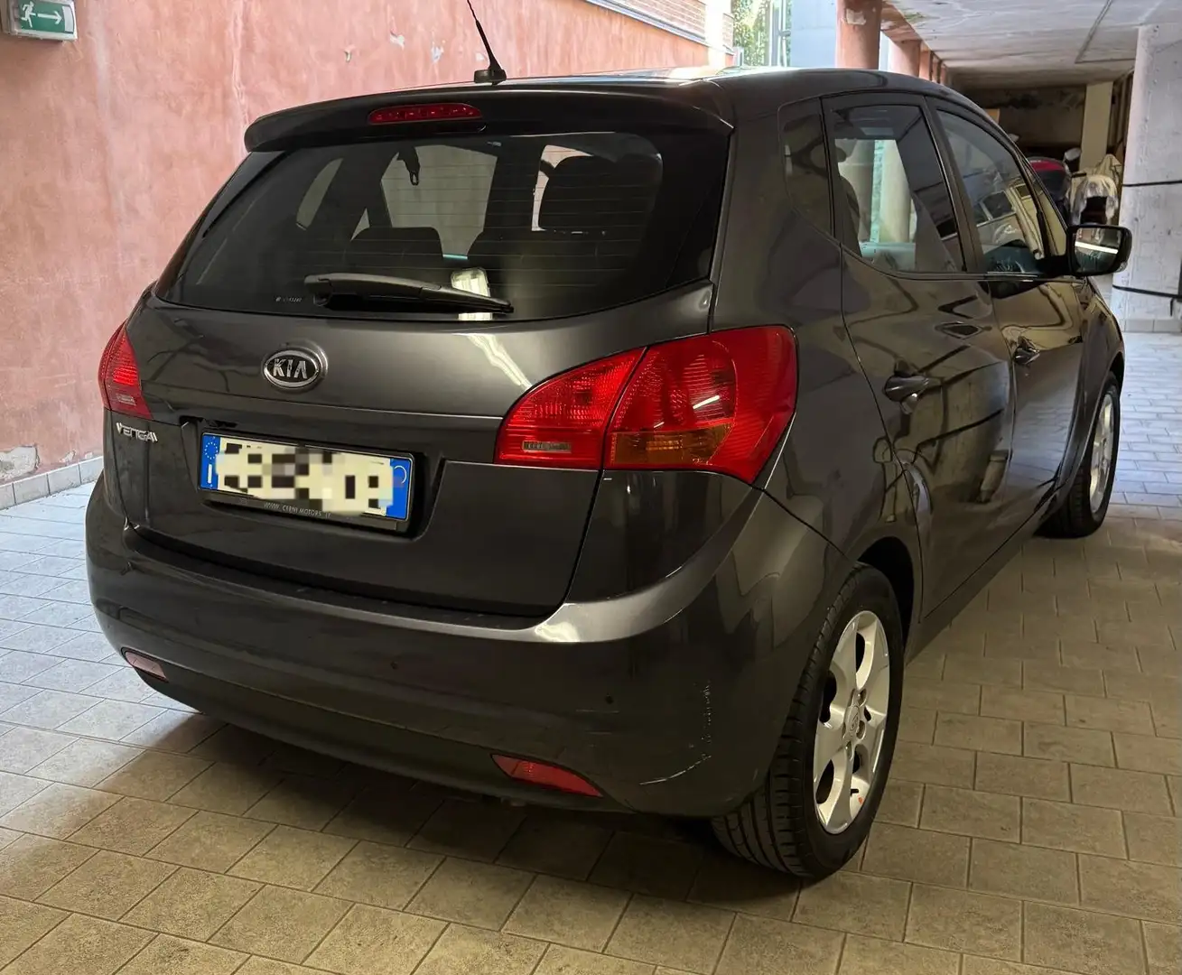 Kia Venga Venga 1.6 cvvt Cool auto Metano Grigio - 2
