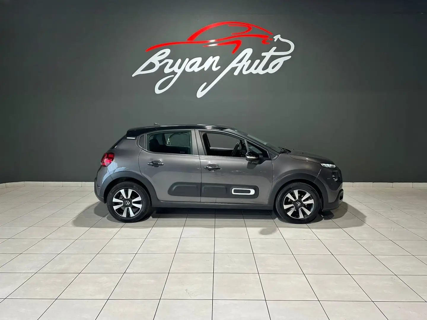 Citroen C3 1.2 puretech Shine s - 1