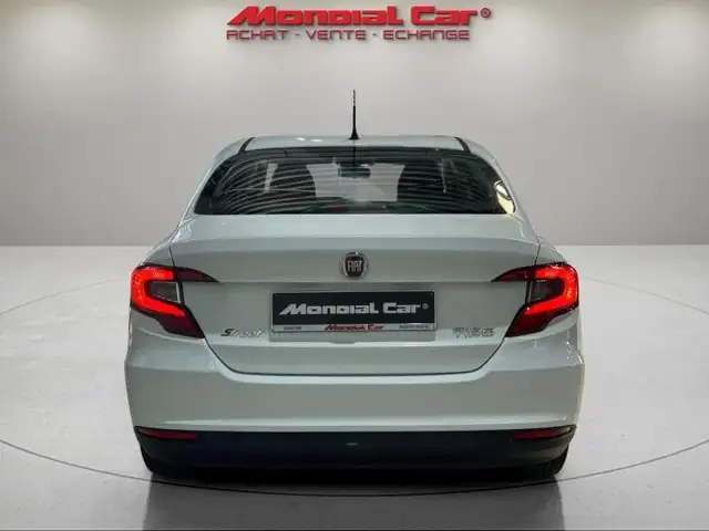 Fiat Tipo view 9