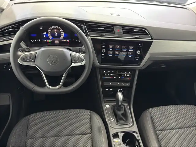 Volkswagen Touran view 7