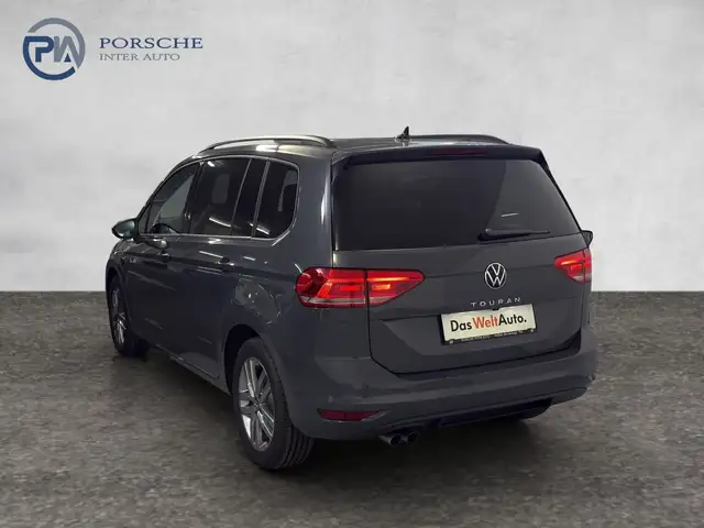 Volkswagen Touran view 4
