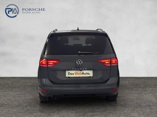 Volkswagen Touran view 5