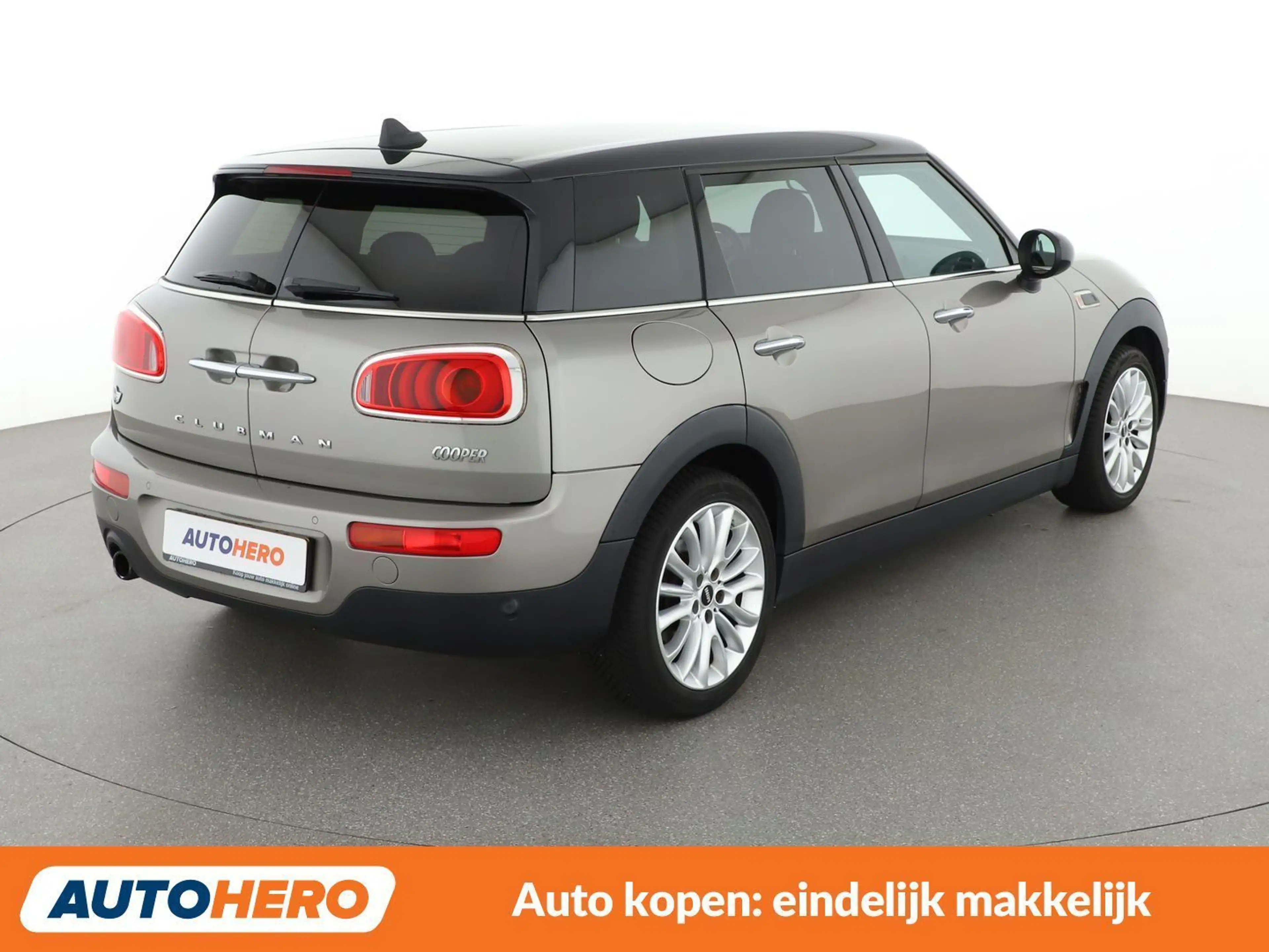 MINI Cooper Clubman Cooper — photo 6