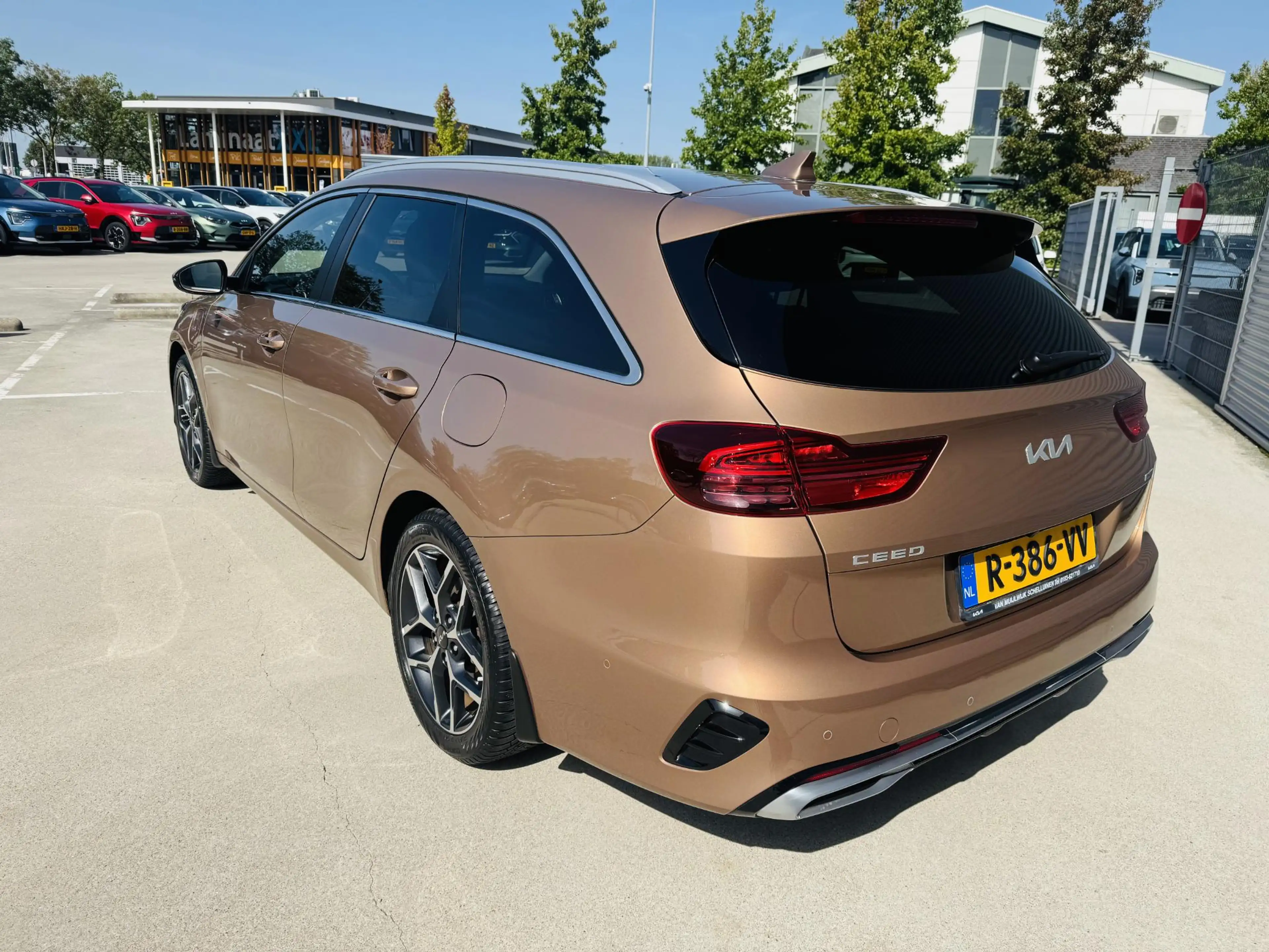 Kia Ceed SW / cee'd SW Sportswagon 1.6 GDI PHEV DynamicPlusLine Edition D — photo 6