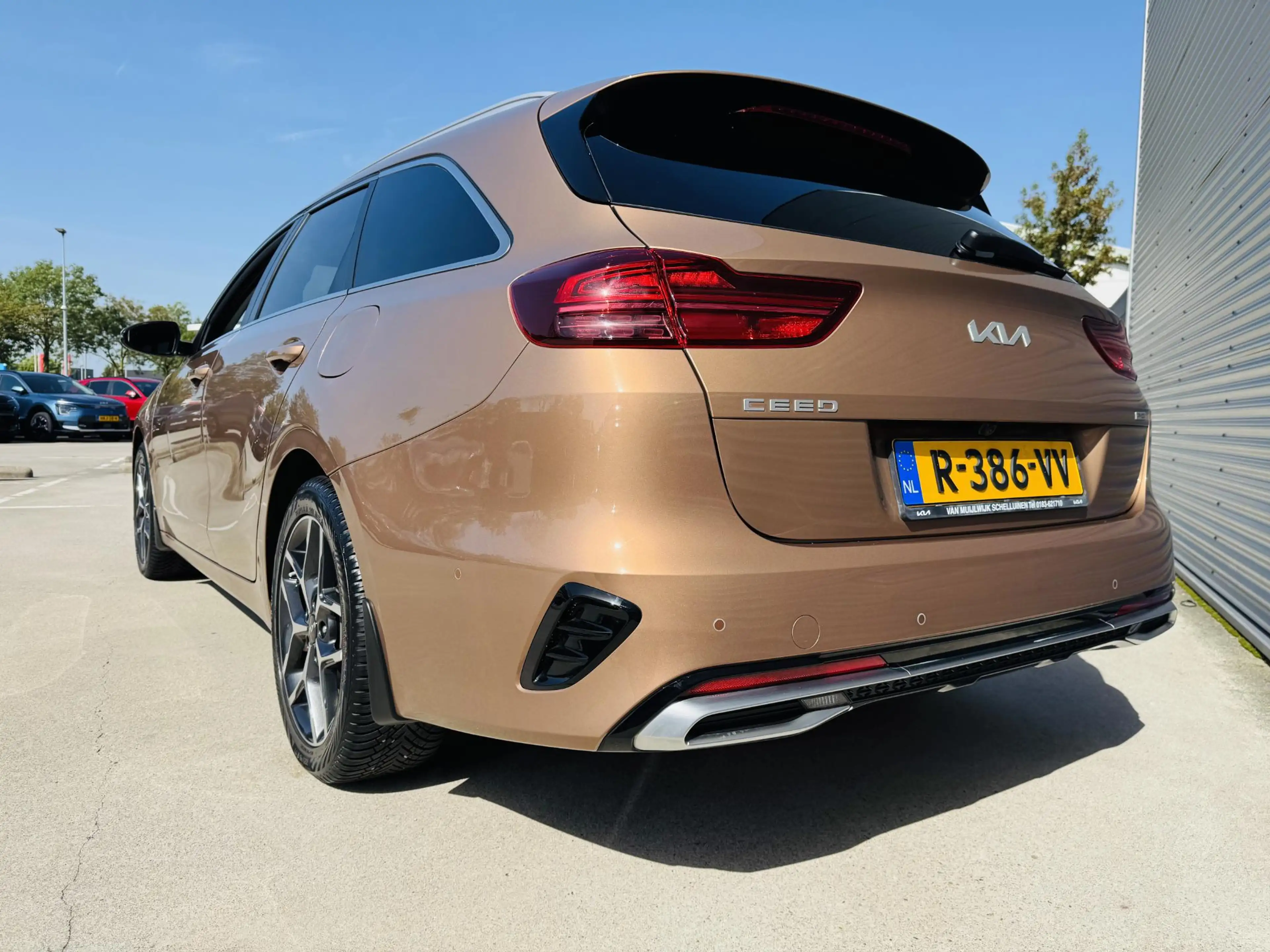 Kia Ceed SW / cee'd SW Sportswagon 1.6 GDI PHEV DynamicPlusLine Edition D — photo 3