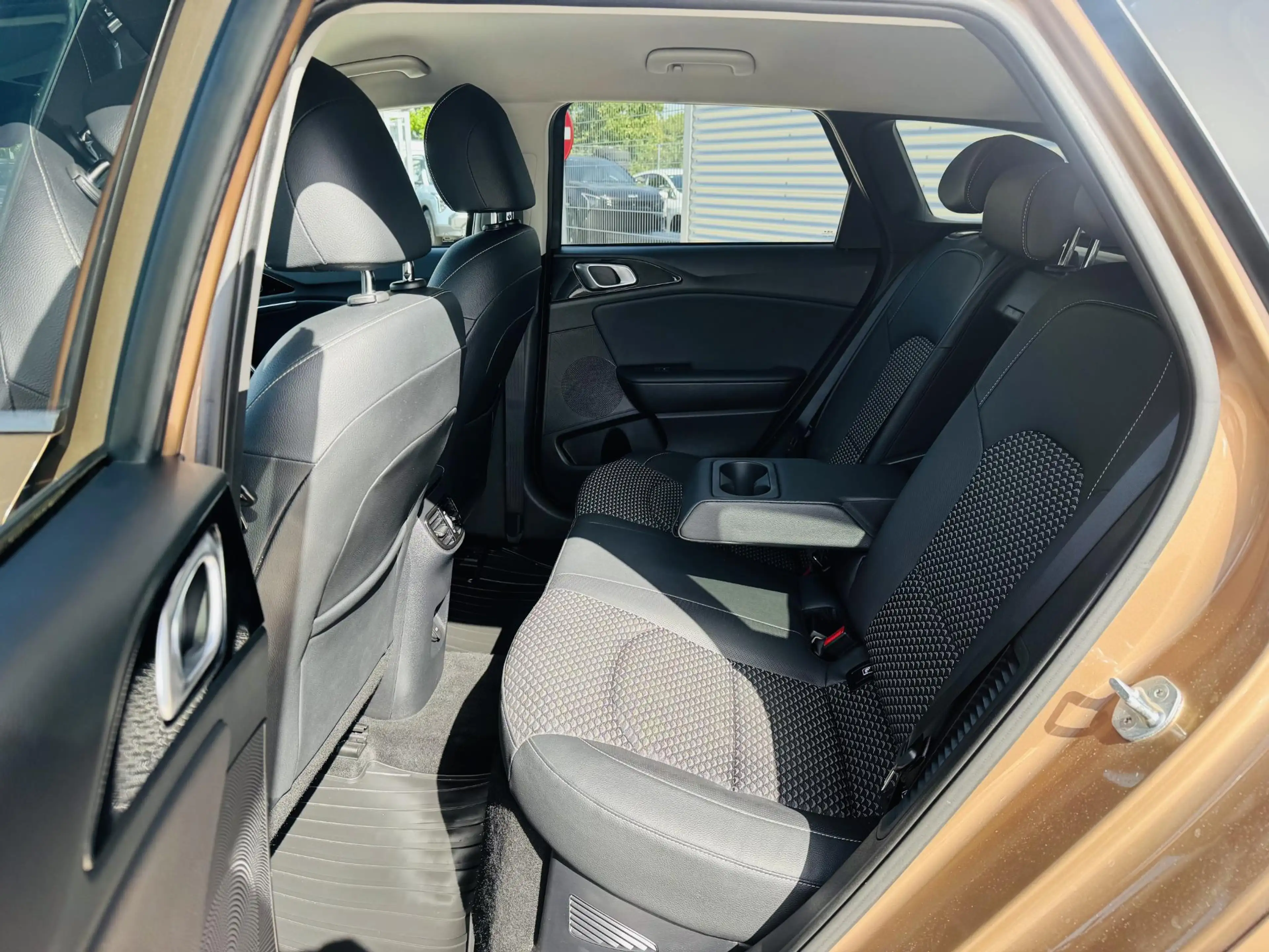 Kia Ceed SW / cee'd SW Sportswagon 1.6 GDI PHEV DynamicPlusLine Edition D — photo 9
