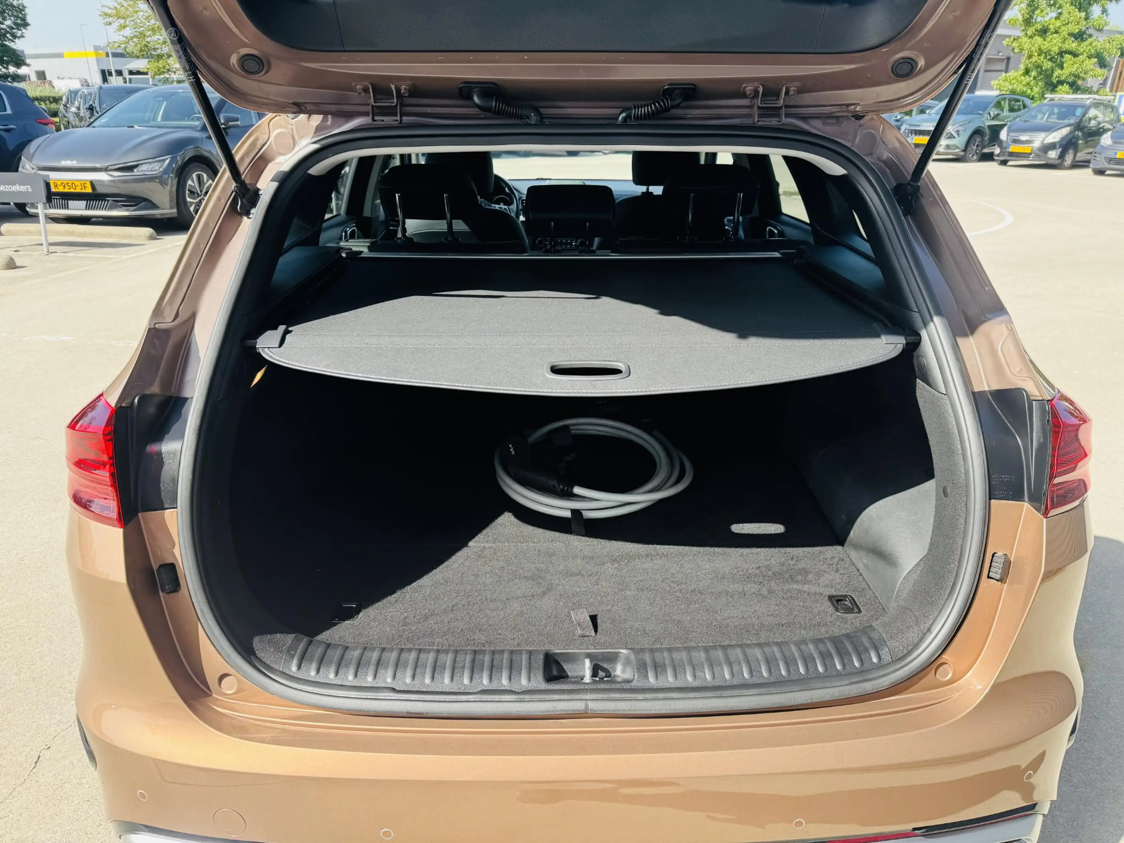 Kia Ceed SW / cee'd SW Sportswagon 1.6 GDI PHEV DynamicPlusLine Edition D — photo 10