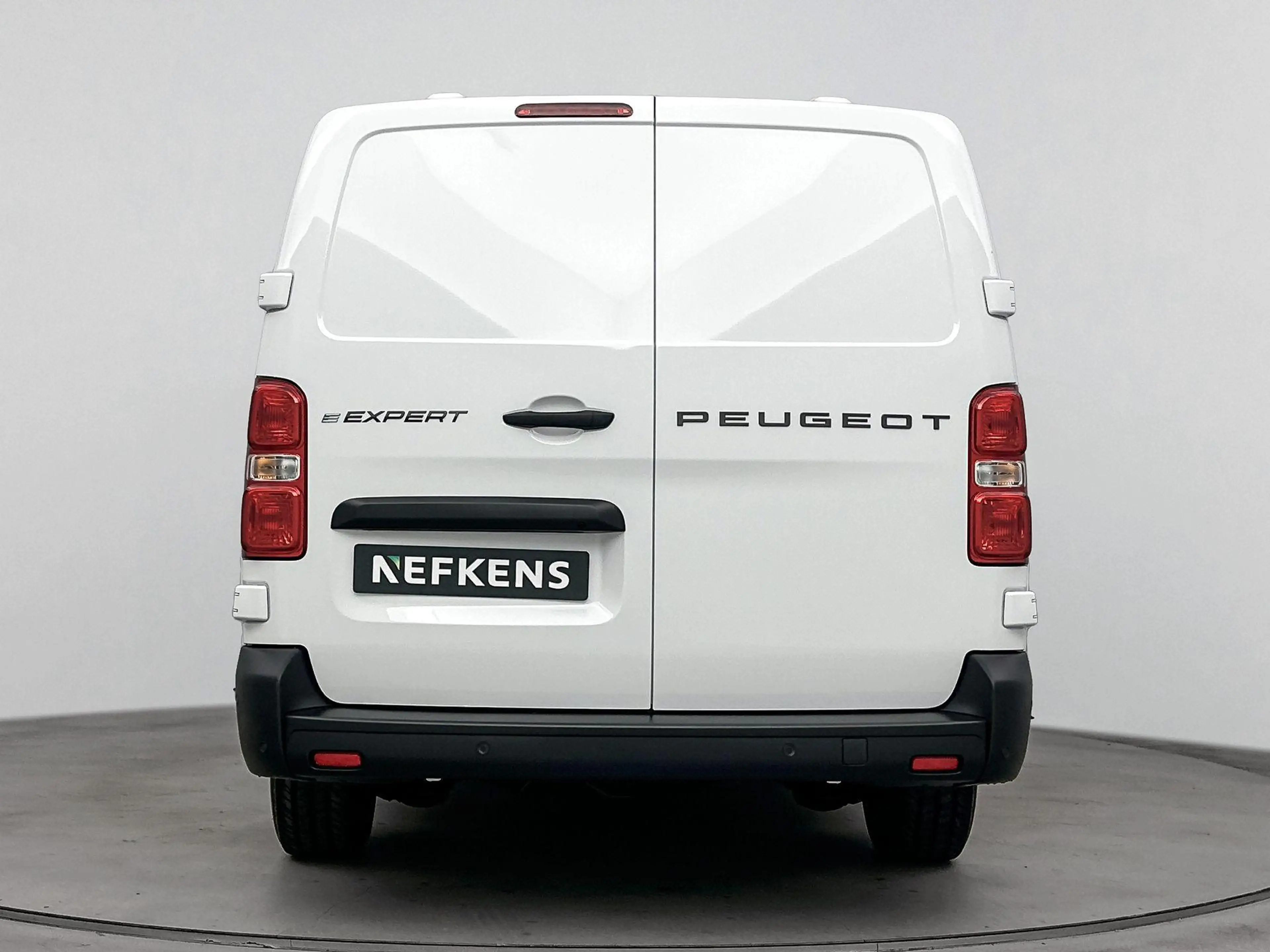 Peugeot e-Expert EV L2 75 kWh | DEMO deal | Camera | Navigatie | Ai — photo 6