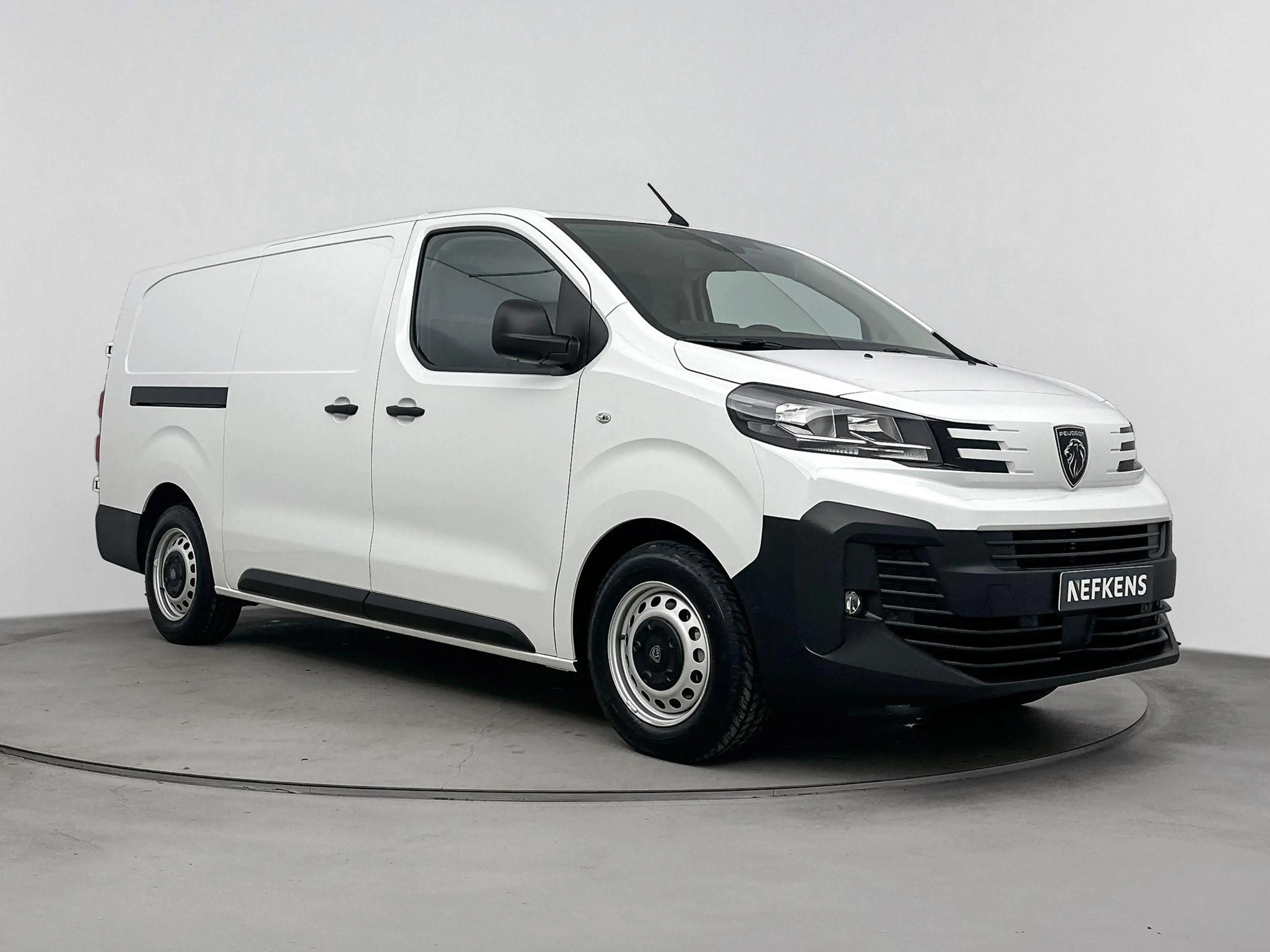 Peugeot e-Expert EV L2 75 kWh | DEMO deal | Camera | Navigatie | Ai — photo 2