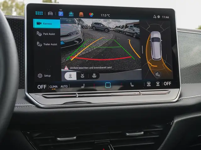 Volkswagen Passat view 13