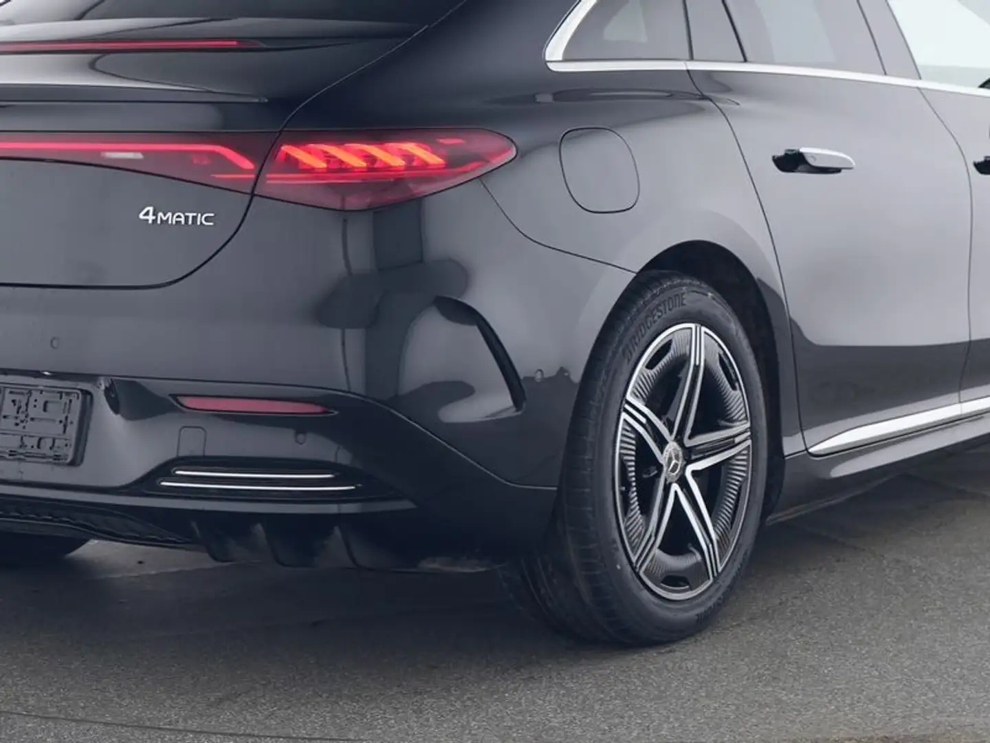Mercedes-Benz EQE 350 4M AMG 2xEX&Int+Pano+Distro+Memory+Advan Schwarz - 2
