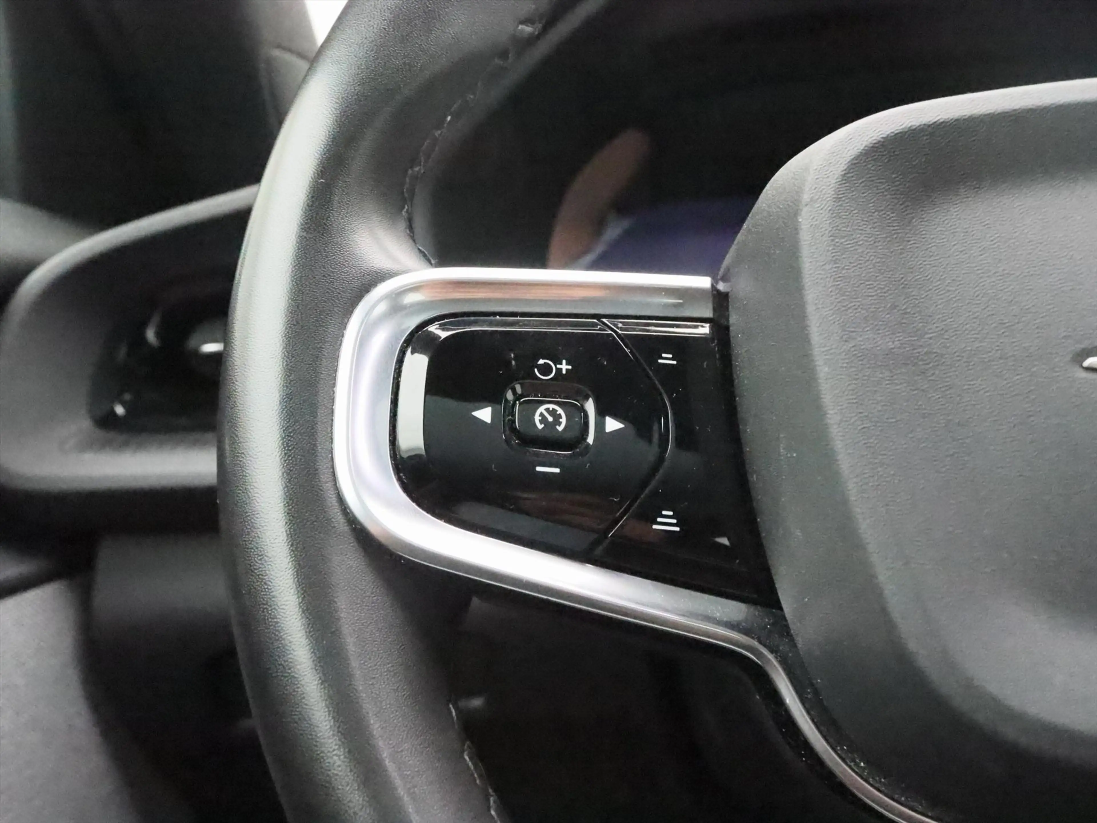 Polestar 2 Long Range Dual Motor 408PK 78kWh 92.2% SoH [ TREK — photo 23