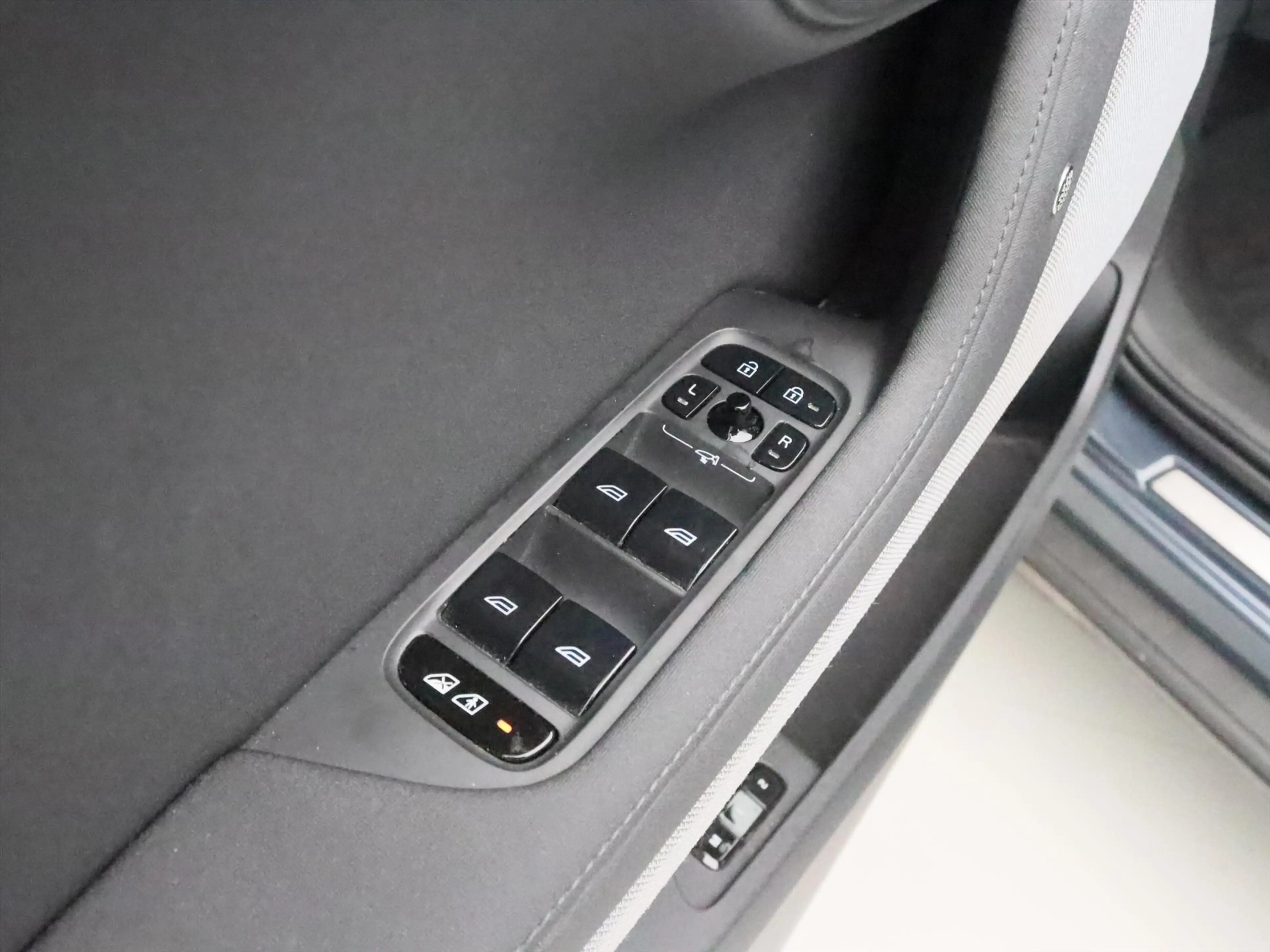 Polestar 2 Long Range Dual Motor 408PK 78kWh 92.2% SoH [ TREK — photo 20