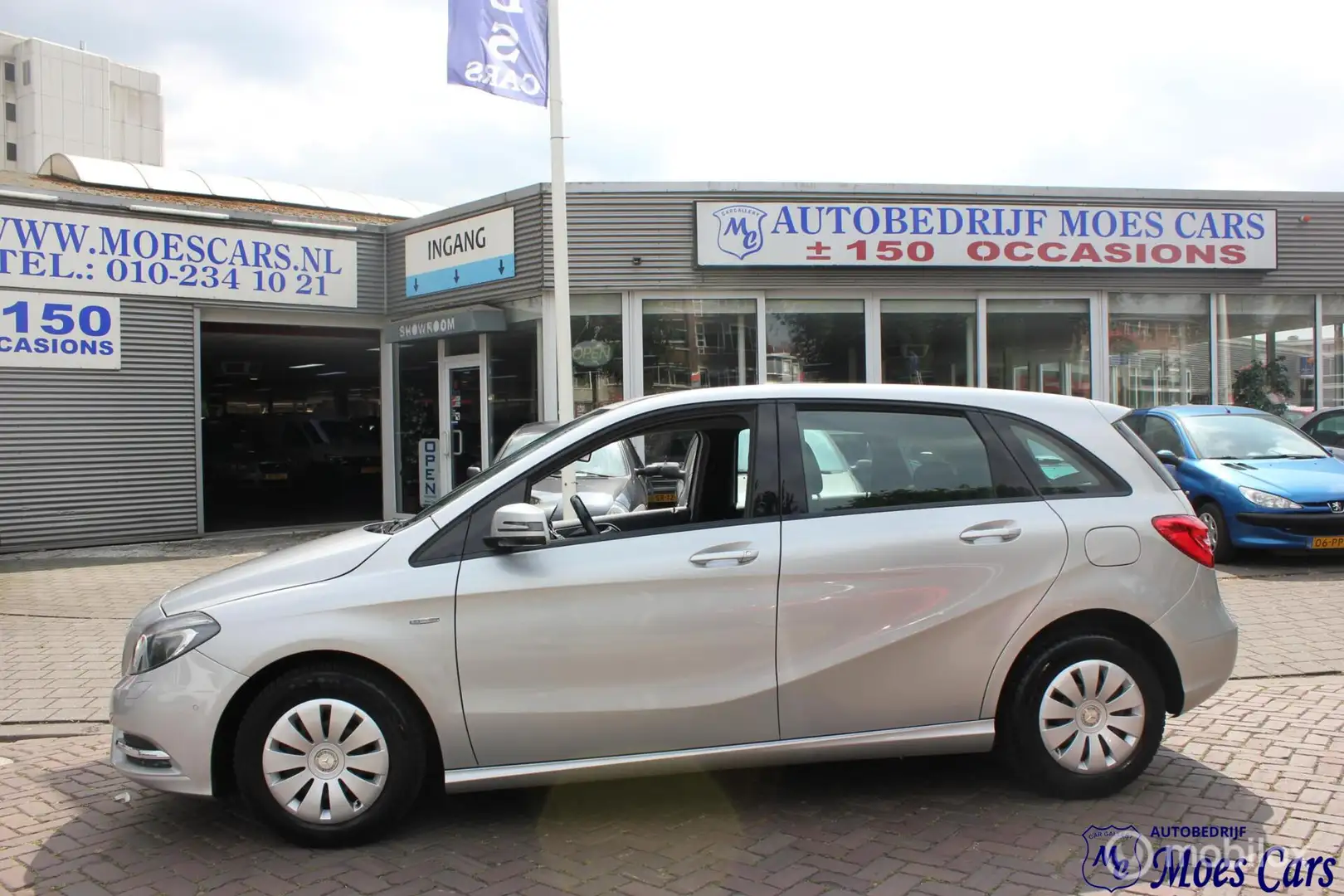 Mercedes-Benz B 180 Ambition Grijs - 1