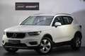 Volvo XC40 D4 Momentum AWD Geartronic Weiß - thumbnail 1