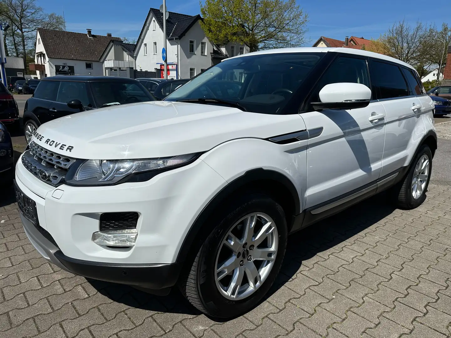 Land Rover Range Rover Evoque SD4 Aut Pure~Navi~Leder~Xenon~Panoramadach Weiß - 1