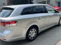 Toyota Avensis Avensis 2,0 D4-D 125 DPF Comfort Comfort Silber - thumbnail 3