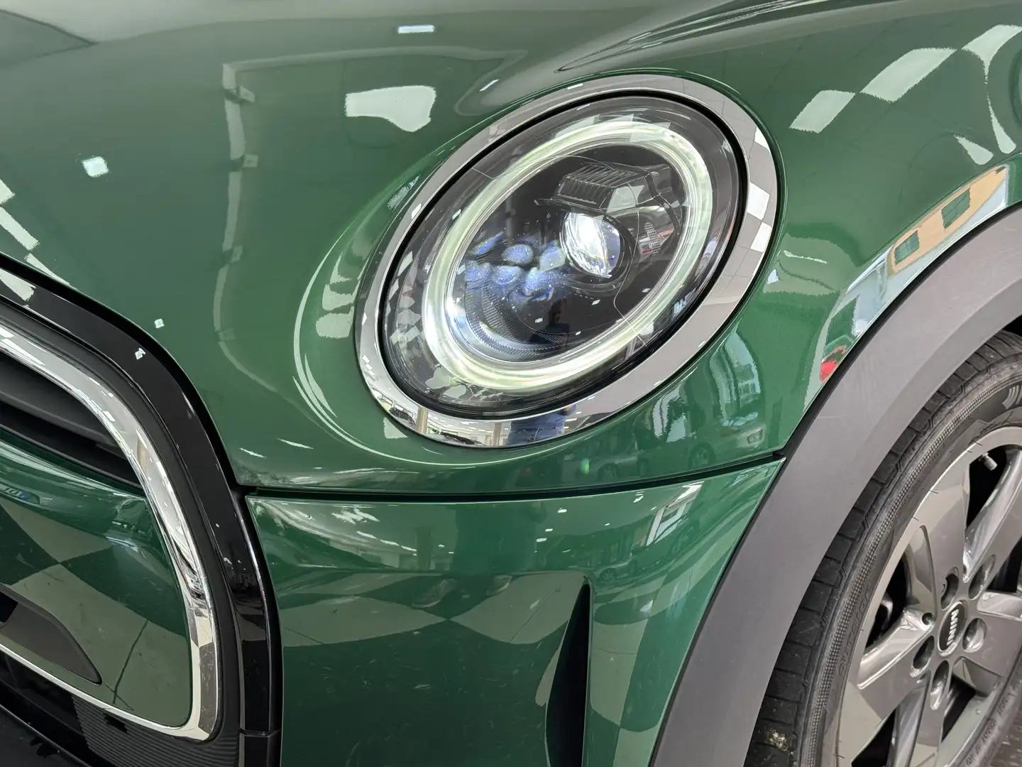 MINI Cooper 5p 1.5 Hype AUTO NAVI FULL LED Verde - 2