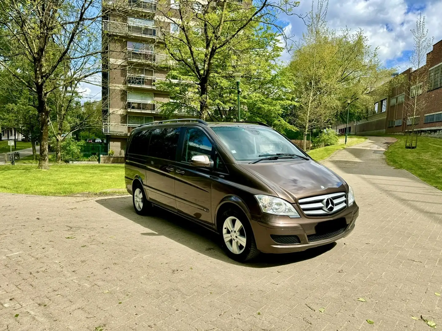 Mercedes-Benz Viano 2.2 CDI Avantgarde Brun - 1