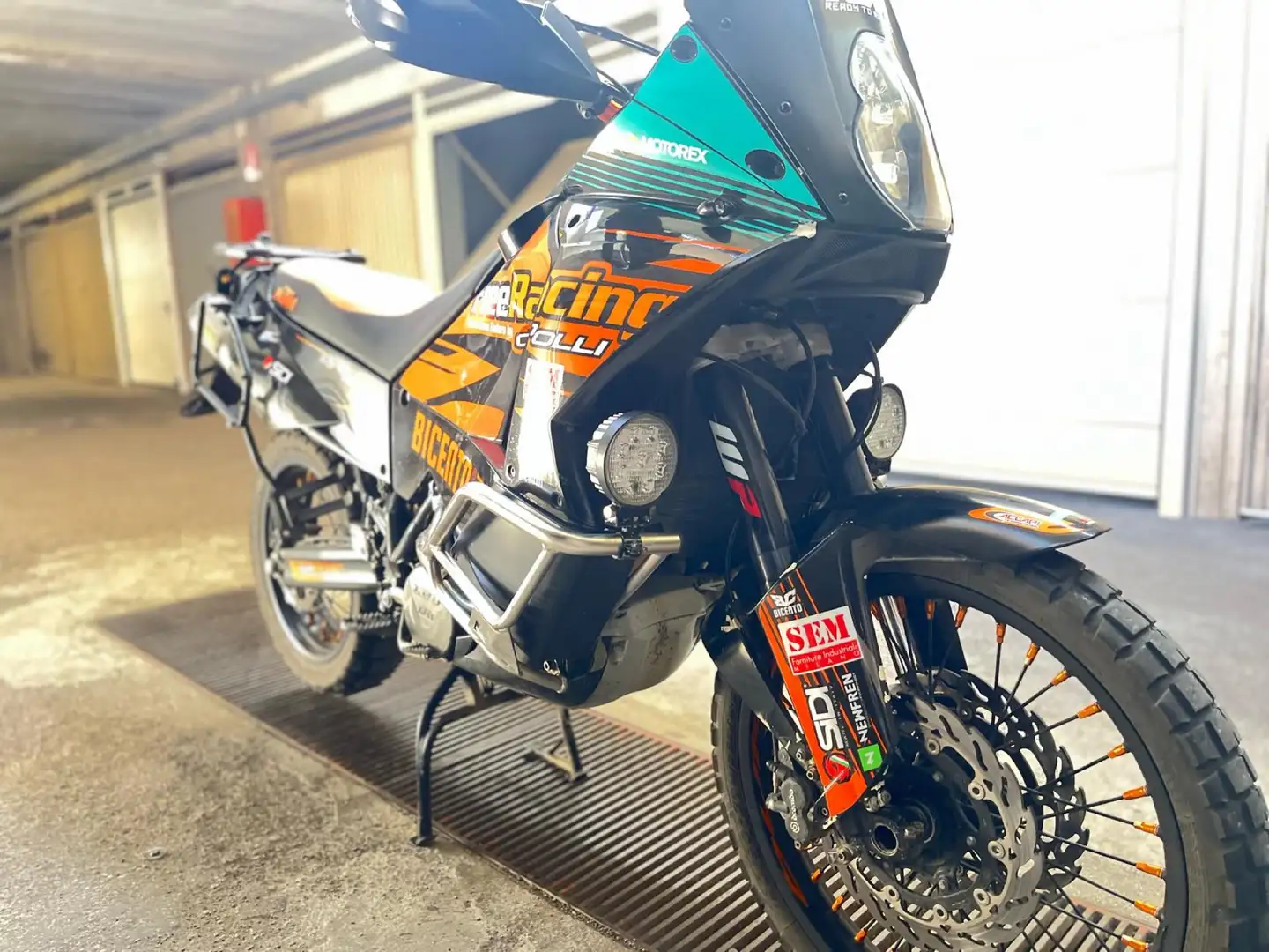 KTM 990 Adventure Pomarańczowy - 1