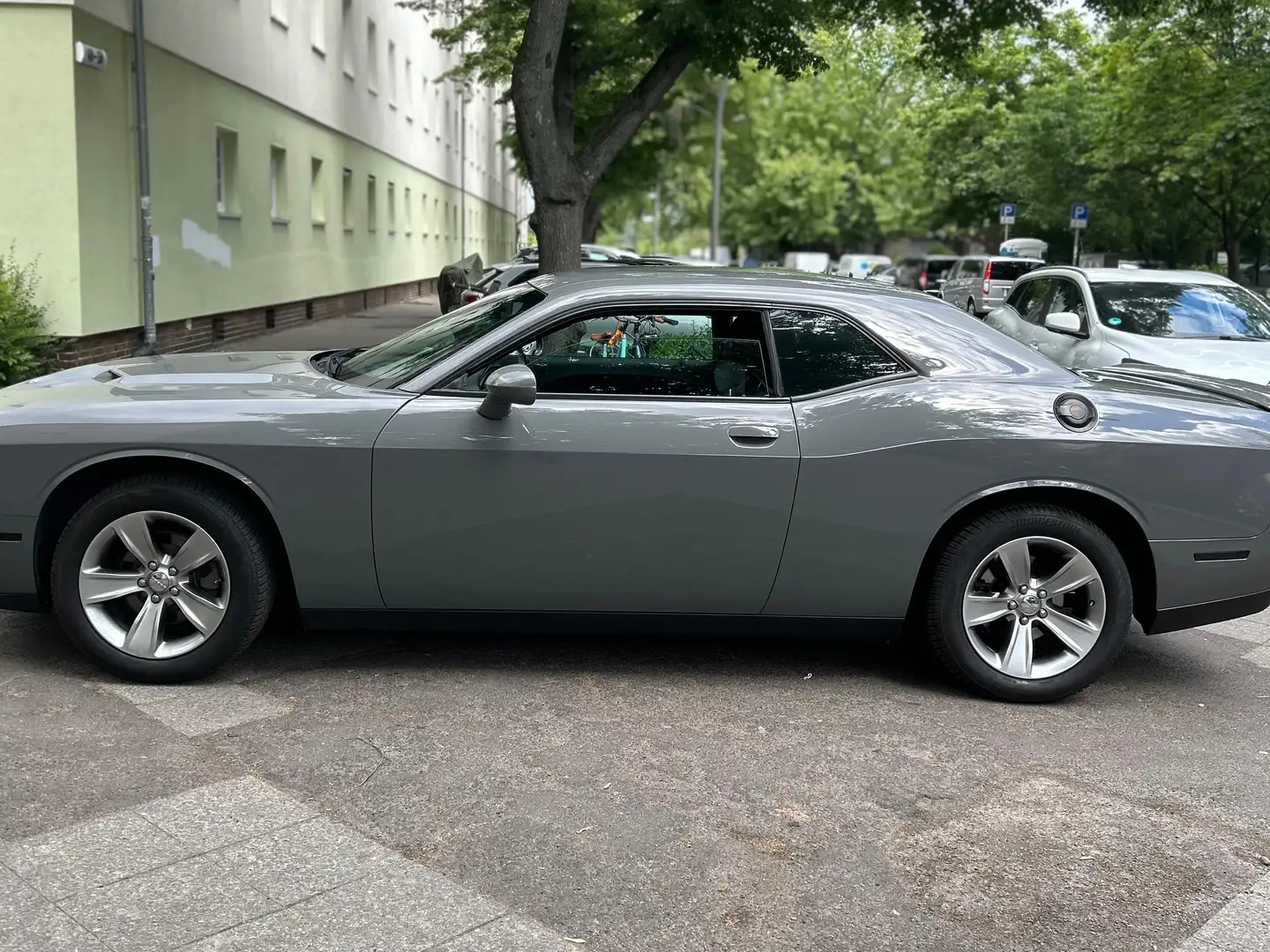 Dodge Challenger Challenger AutomatikSXT Plus Grau - 1