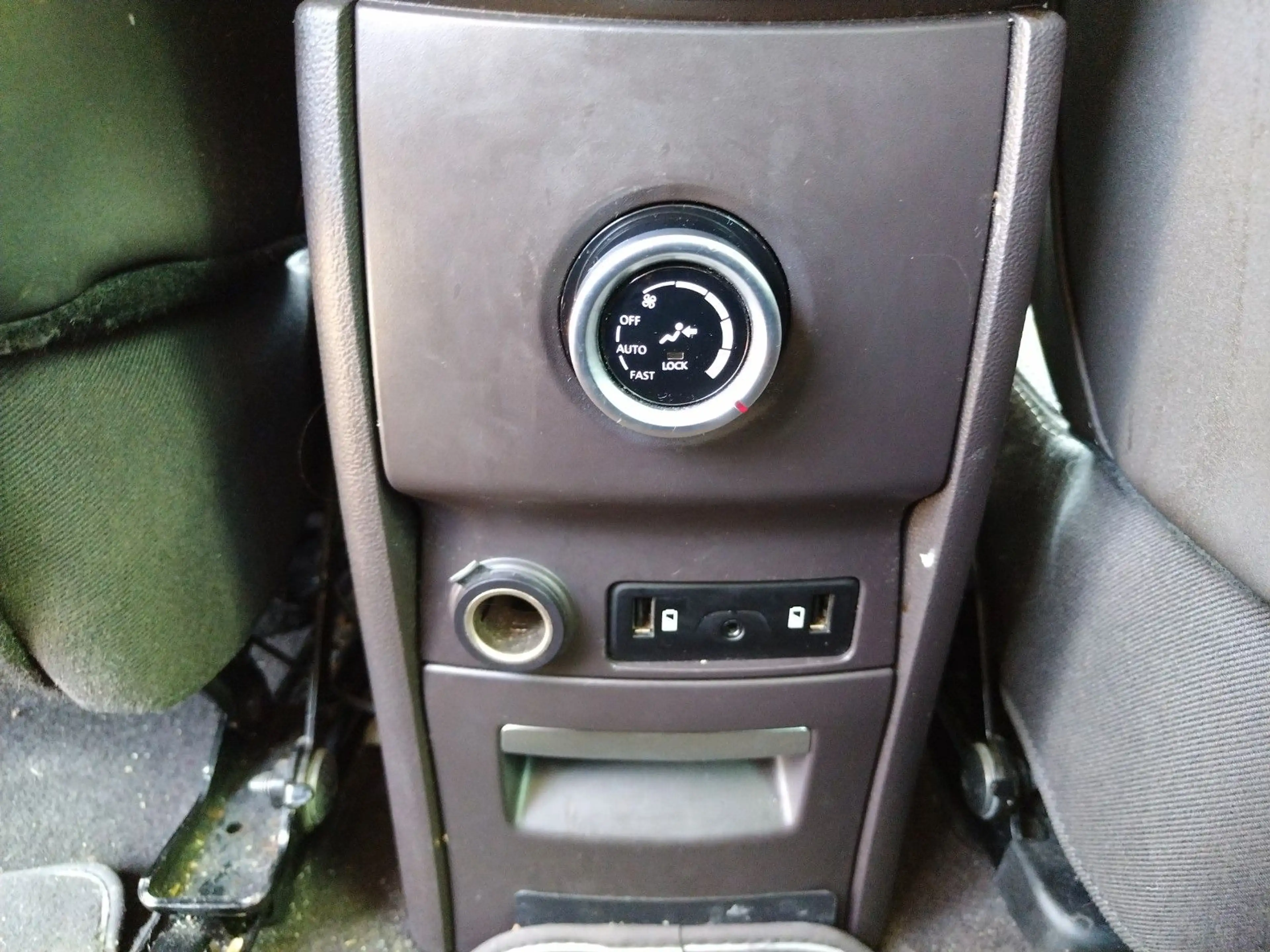 Renault Espace V Initiale Paris+VOLL+LEDER+NAVI+PANO+CAM — photo 12
