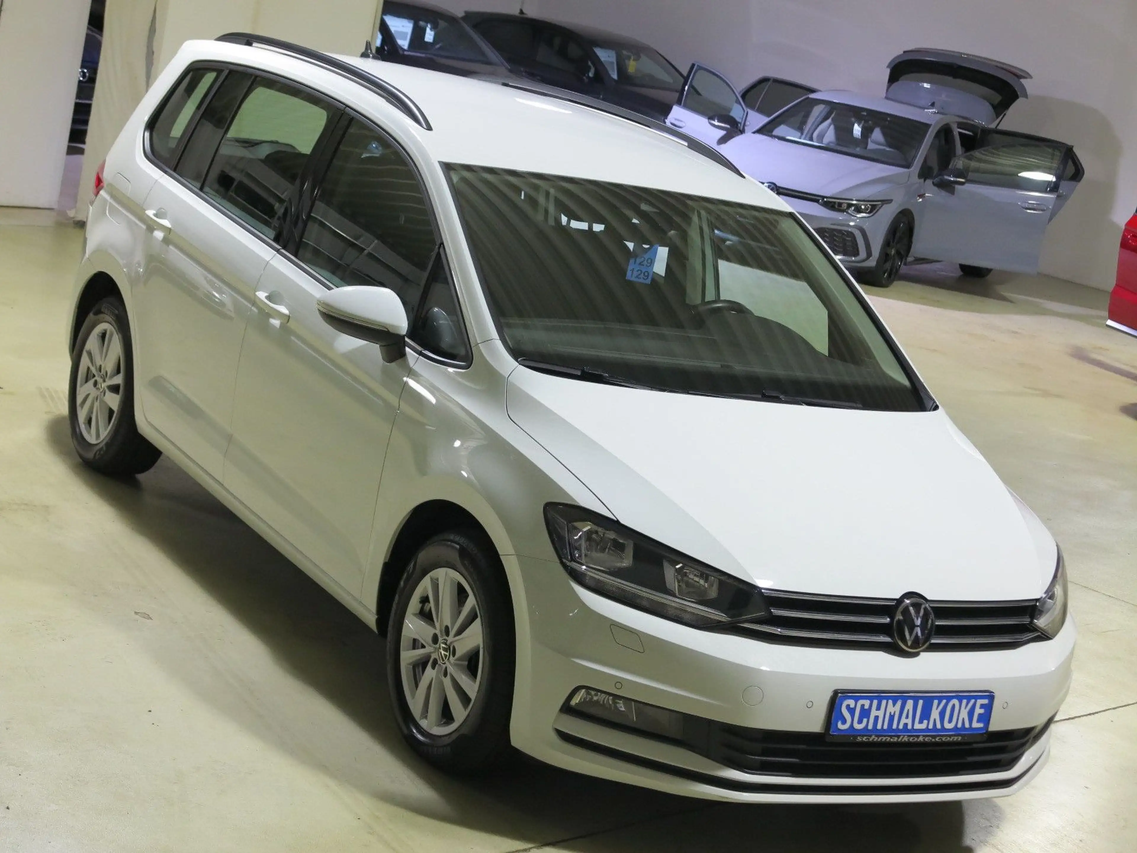 Volkswagen Touran 2.0 TDI SCR COMFORTL AHK Navi ACC DAB — photo 9