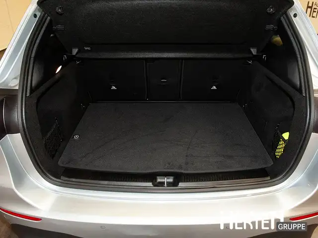 Mercedes-Benz B-Class view 15
