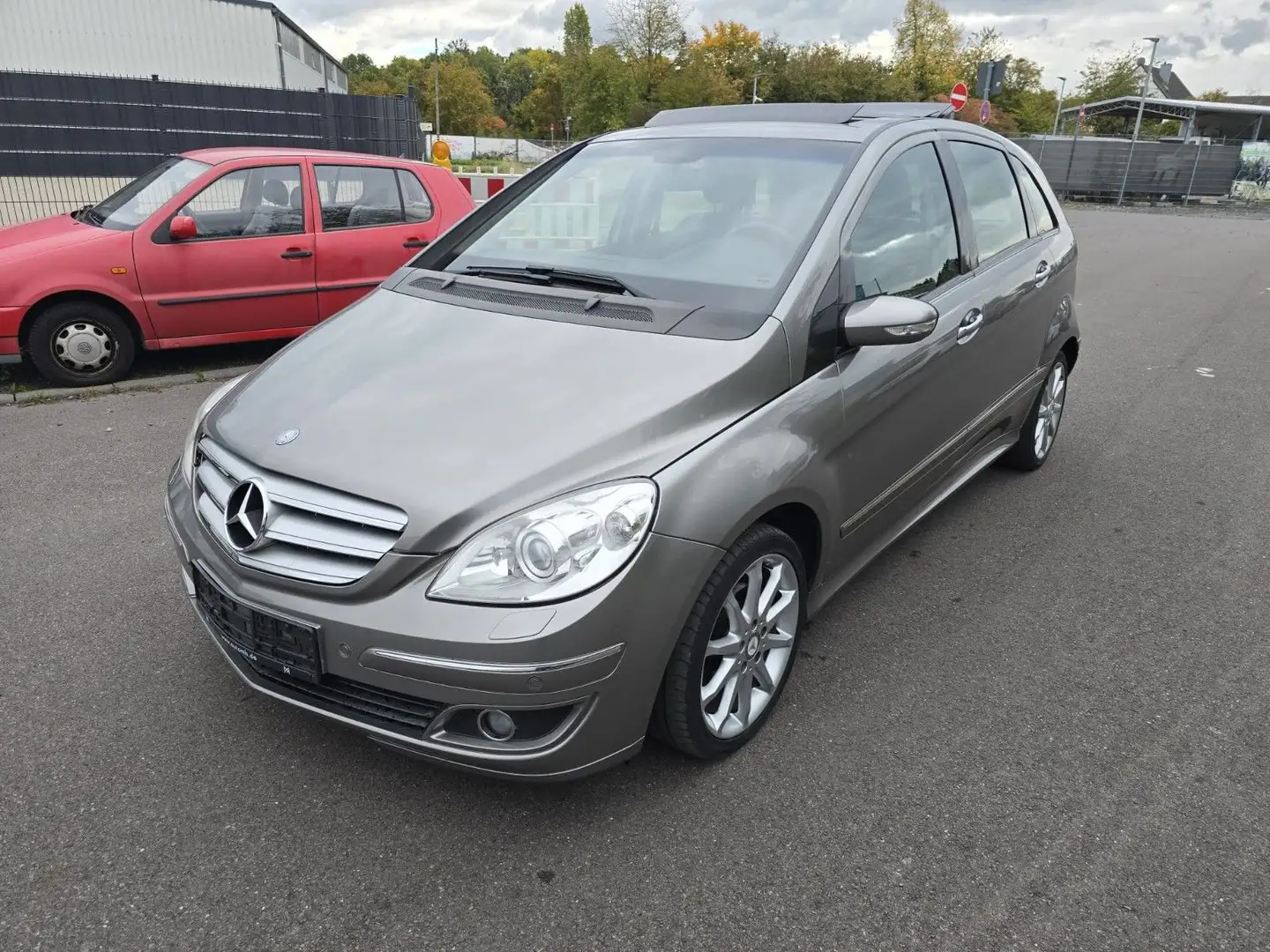 Mercedes-Benz B 200 B -Klasse B 200,Automatik,Schiebedach Gris - 1
