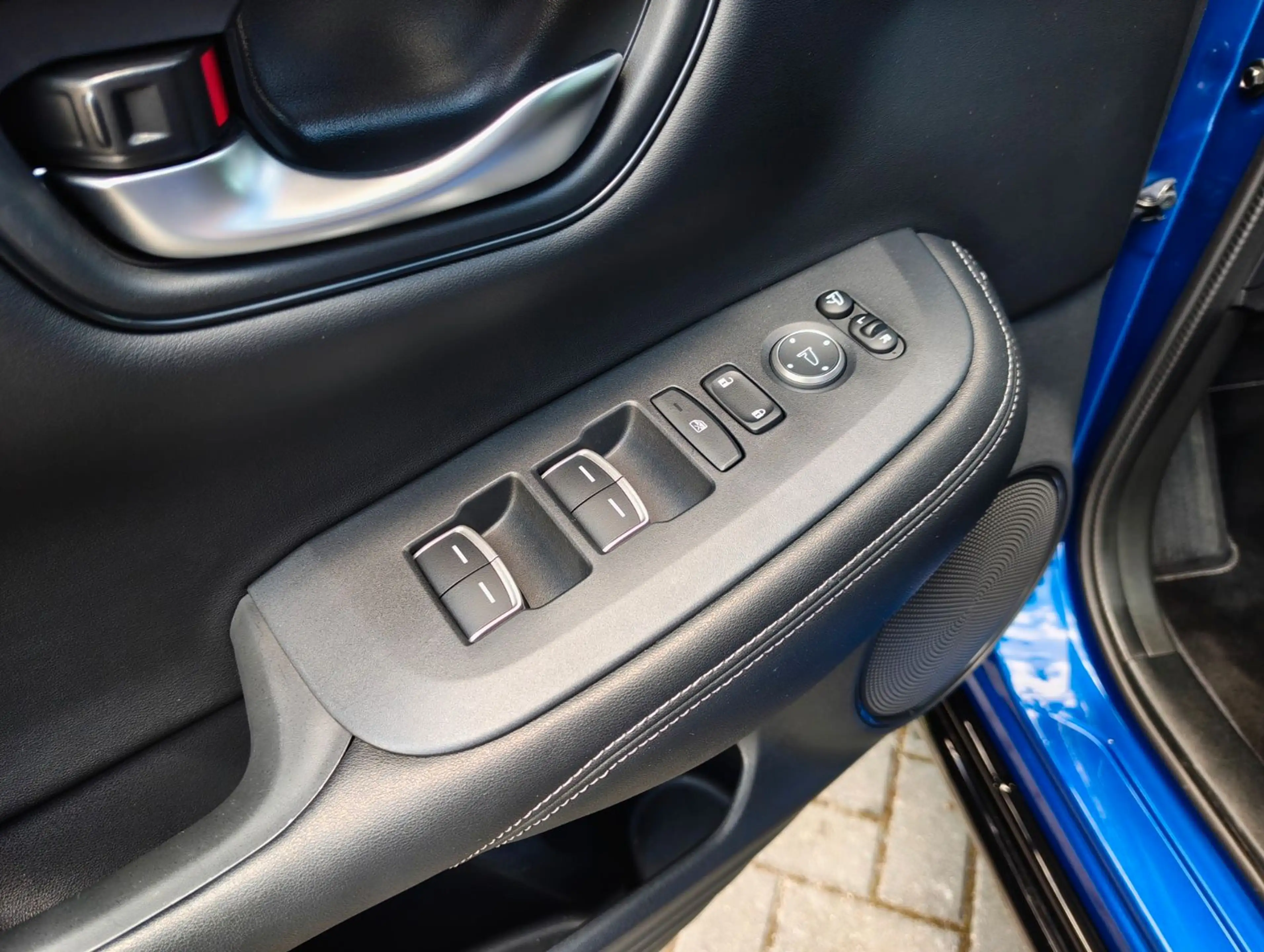 Honda ZR-V 2,0 e:HEV Sport Navi/LED/Kamera — photo 14