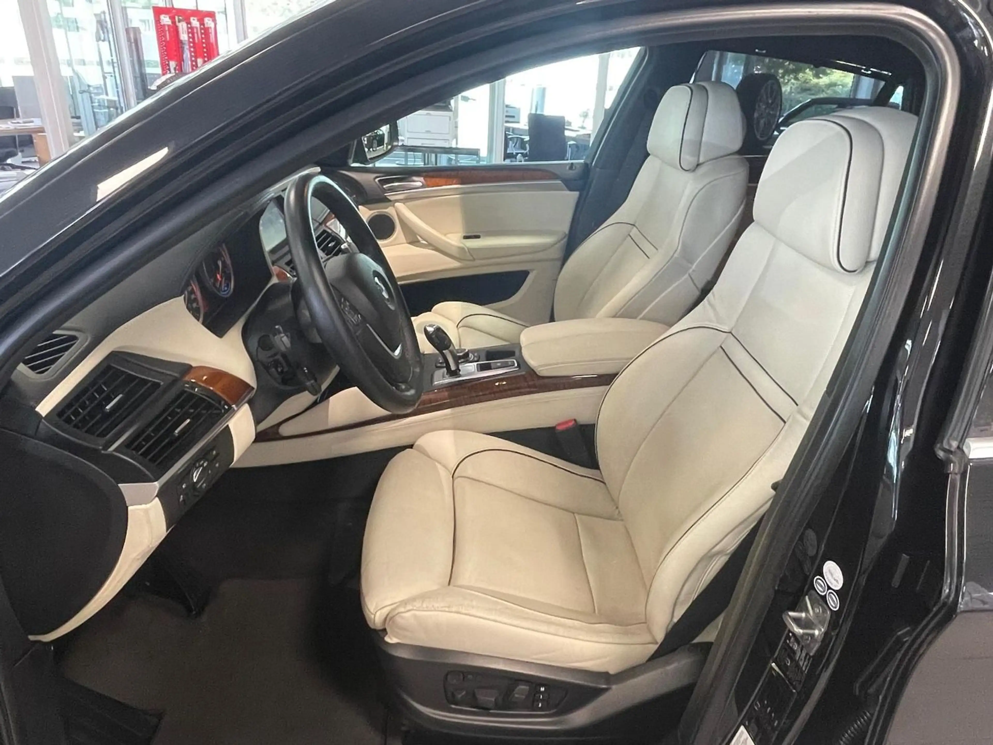 BMW X6 ActiveHybrid Luftfederung Schiebedach — photo 8