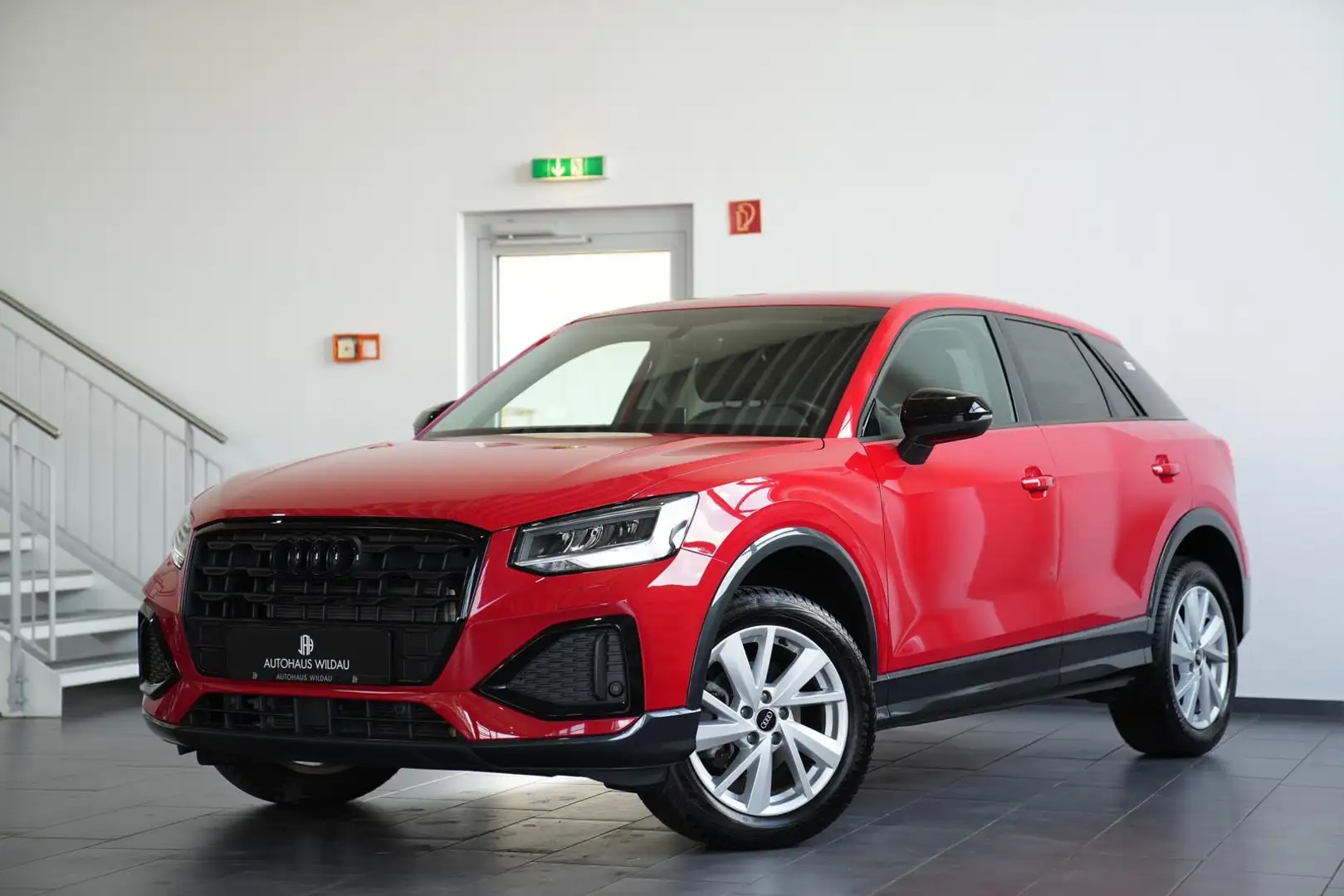 Audi Q2 35 TFSI advanced *1. HAND*AUTOMATIK*KLIMA* Rot - 1