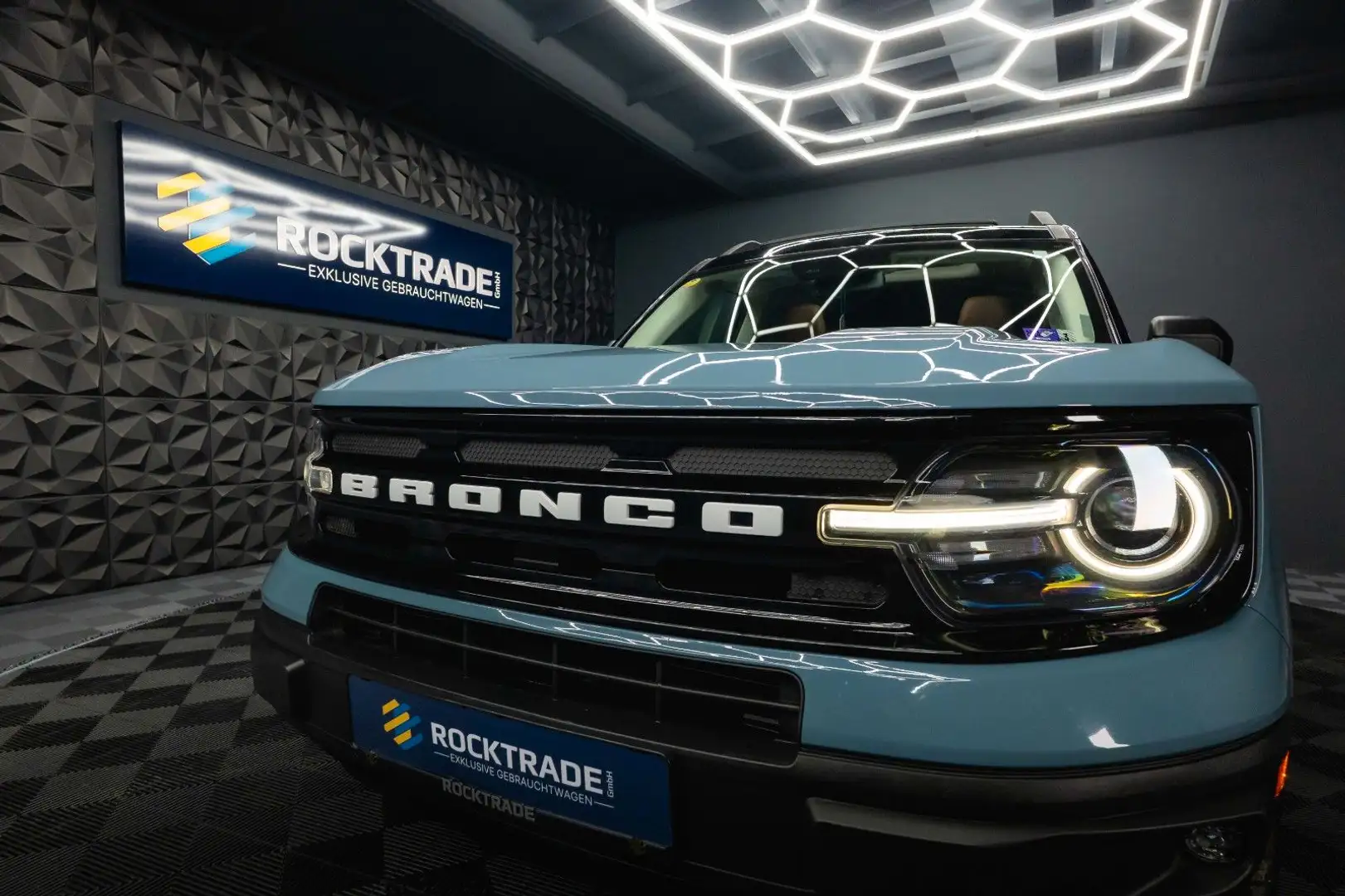 Ford Sonstige Bronco Sport 4x4 Outer Banks *LED*CarPlay*Pano* Blau - 2