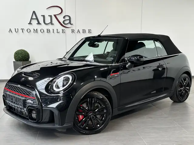 Mini Convertible view 2
