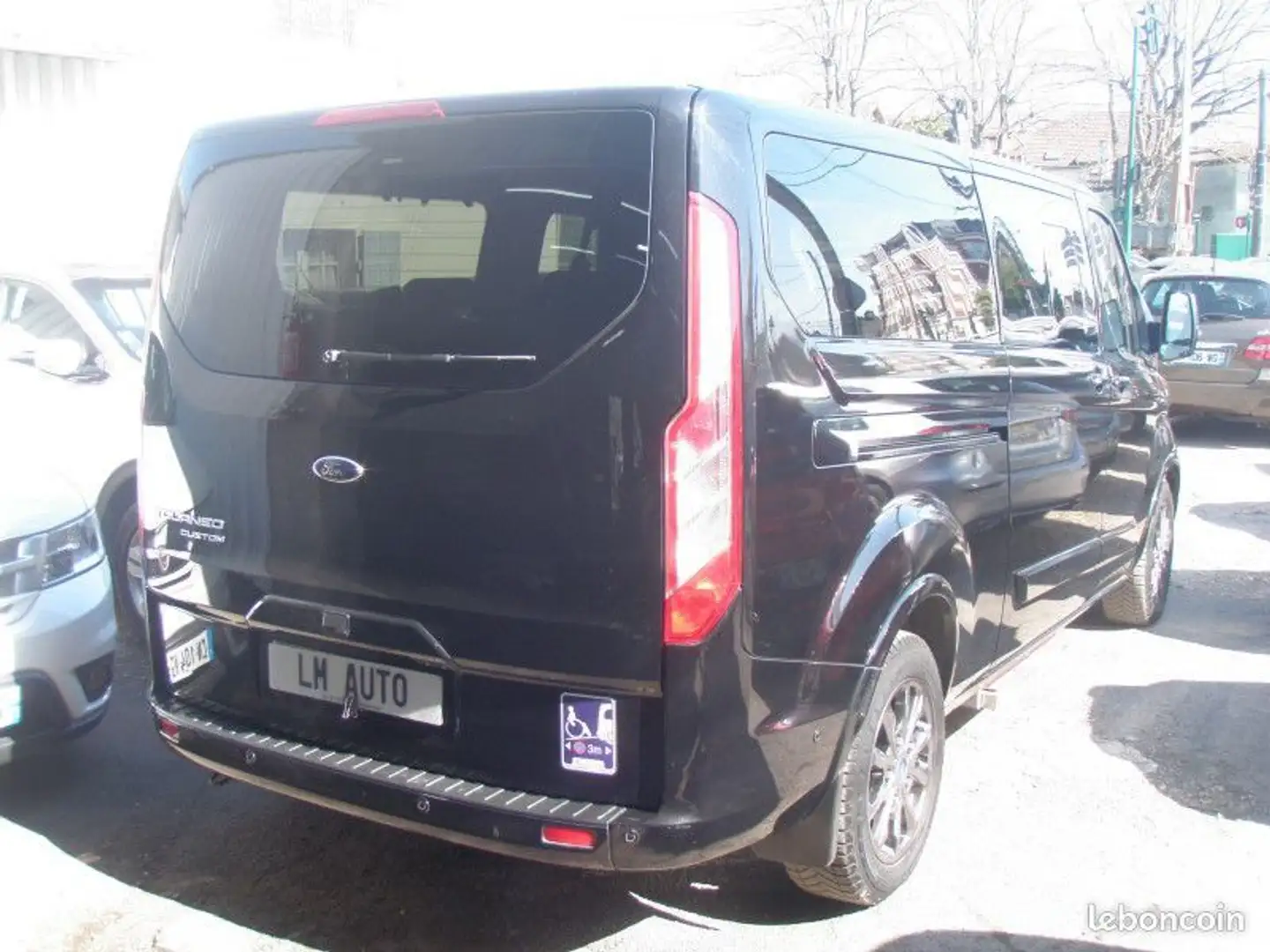 Ford Tourneo Custom TOURNEO II 2.0 TDCI 130 TITANIUM 310 L1H1 AUTO 9PL Schwarz - 2