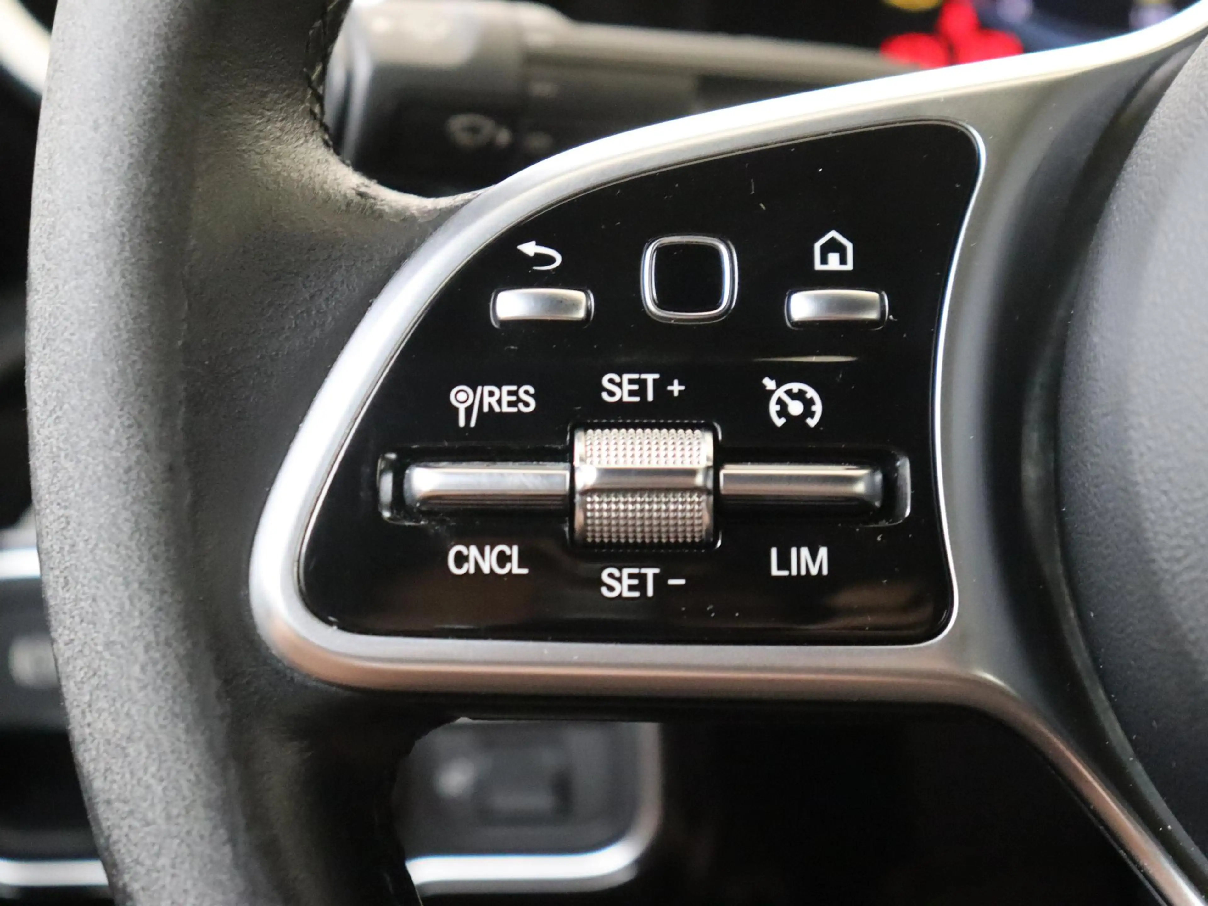 Mercedes-Benz CLA 180 Luxury Line | Wordt Verwacht | Stoelverwarming | A — photo 13