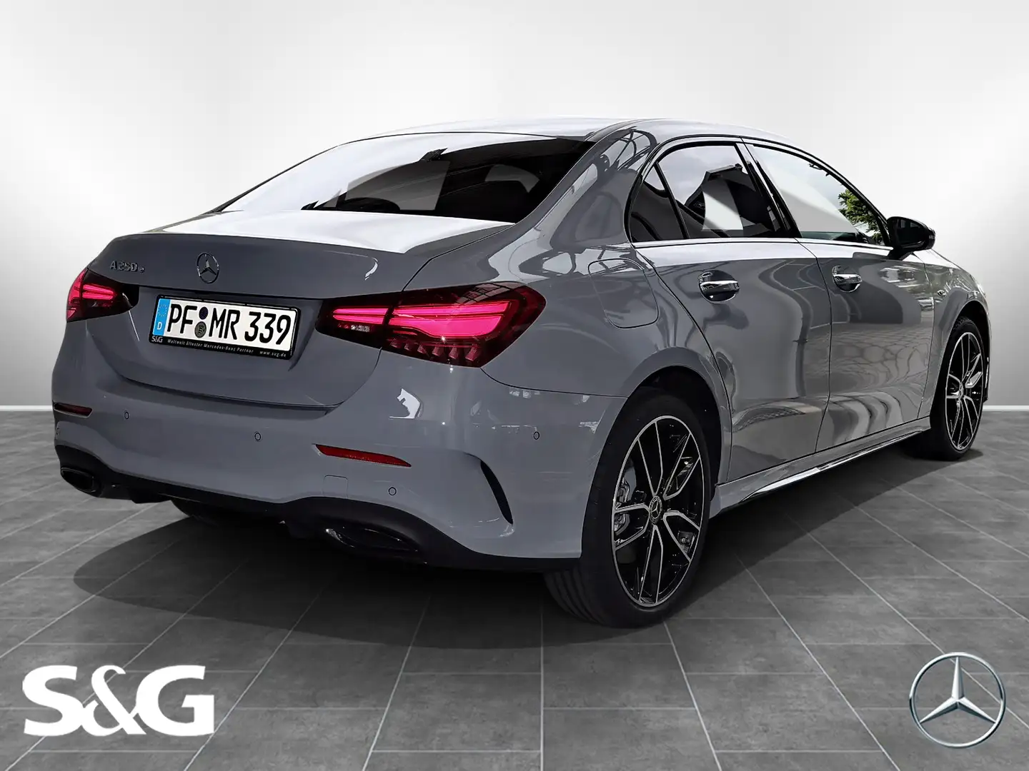 Mercedes-Benz A 250 e AMG MBUX+RüKam+M-LED+AHK+Distro+Smartph. Gri - 2