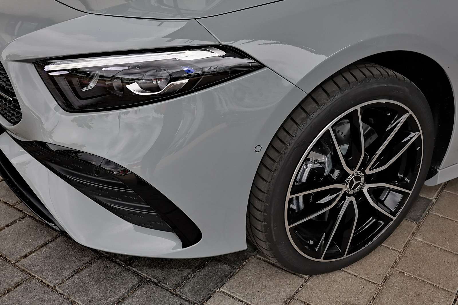 Mercedes-Benz A 250