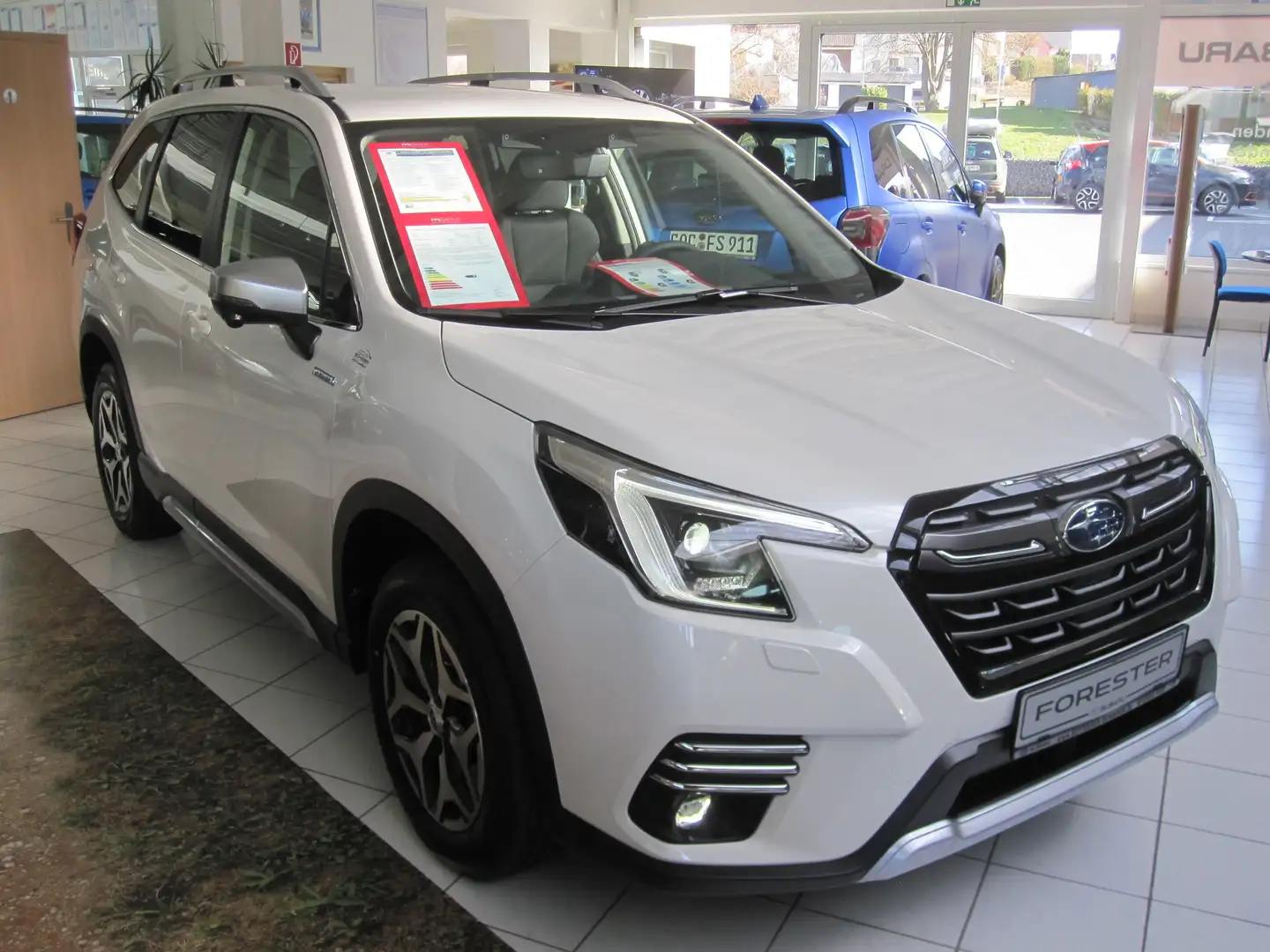 Subaru Forester 2.0ie COMFORT*4X4*-4.179,67€*3,99%*FLAT AB9,99* Wit - 1