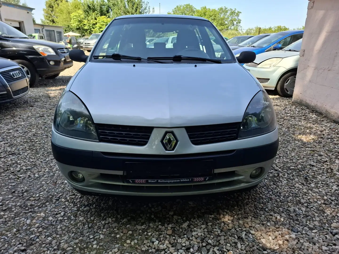 Renault Clio 1.2 16 V RT Silber - 2
