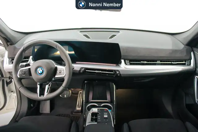 BMW X1 view 10