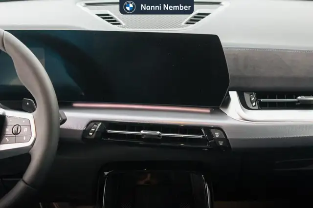 BMW X1 view 11